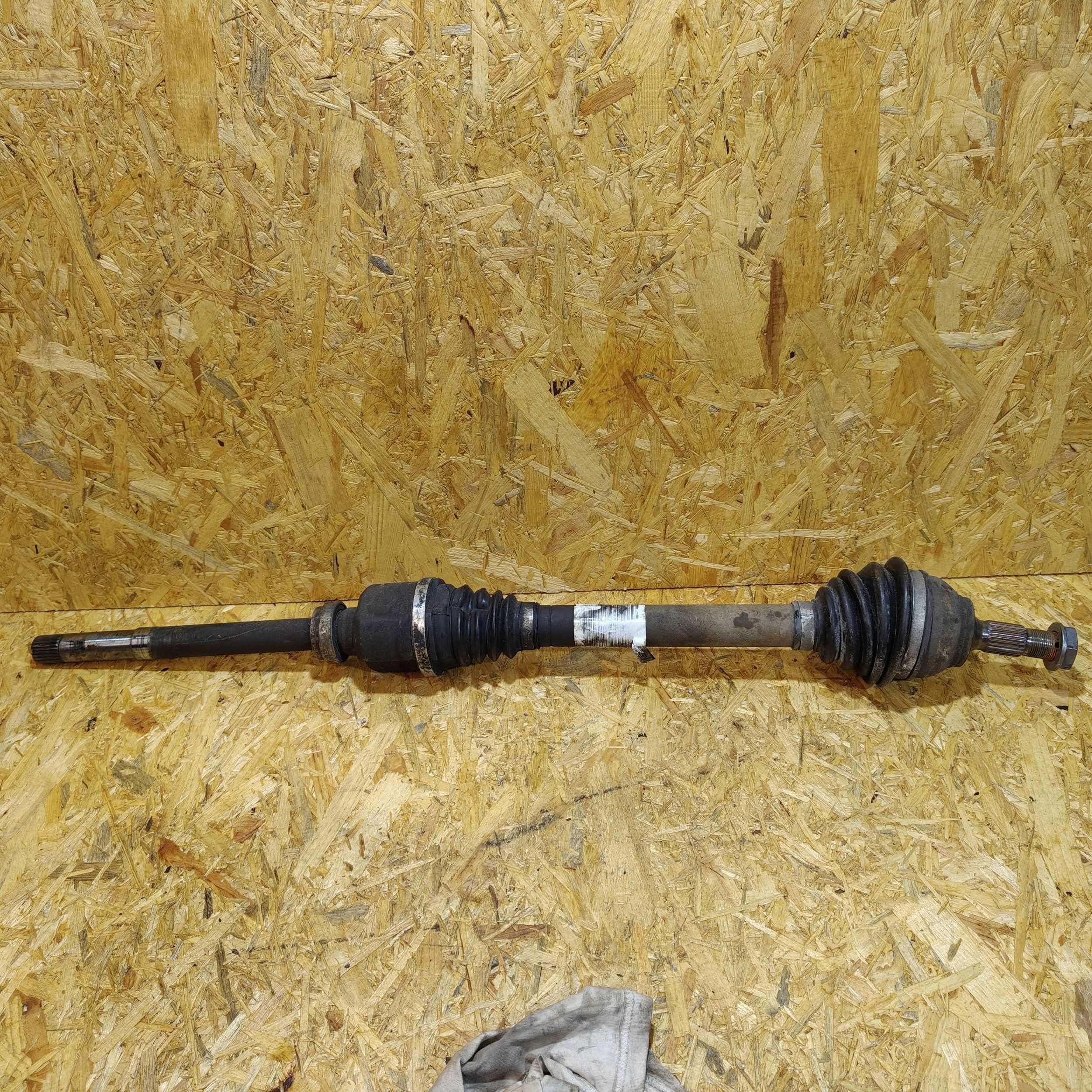 Citroen C3 2012 semi-axis front