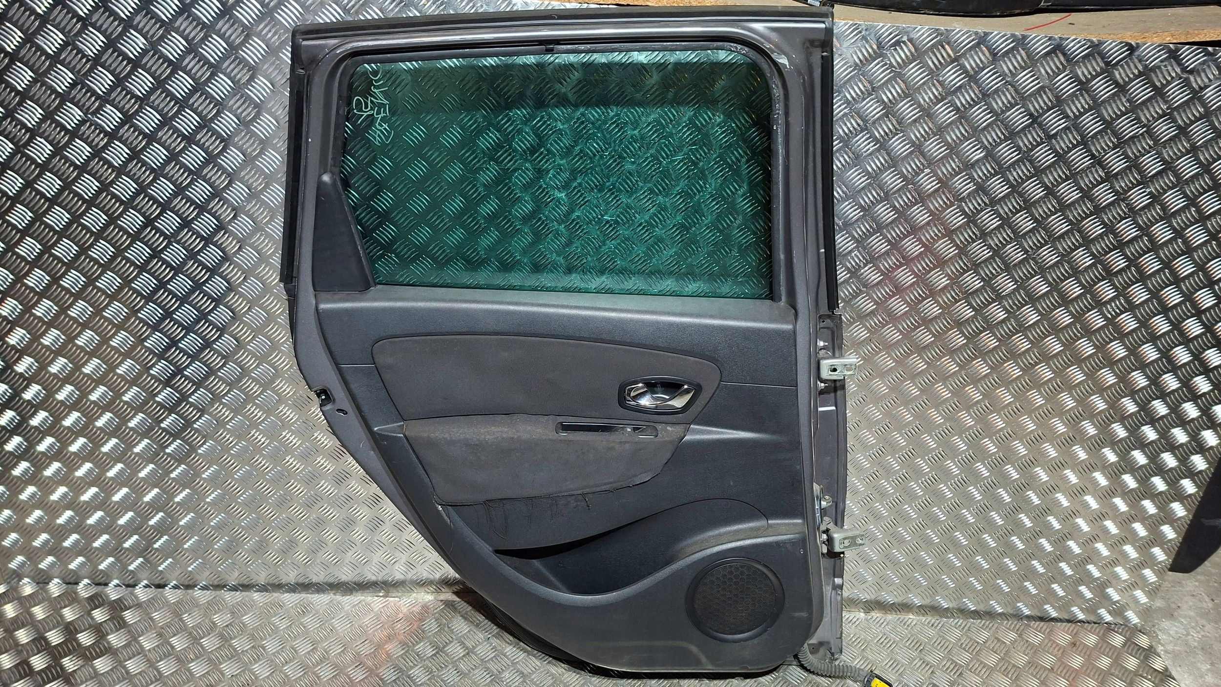 door left rear part RENAULT SCENIC III 2009