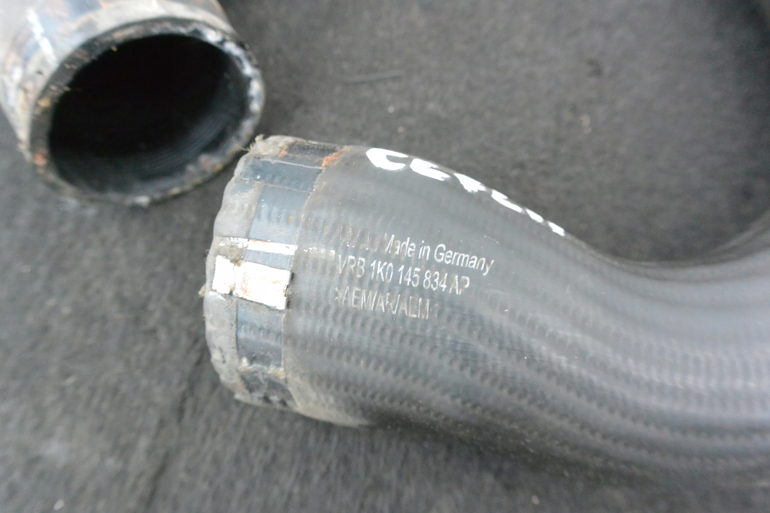 SCHLAUCH INTERCOOLER 2.0TDI CFF VW AUDI SEAT SKODA