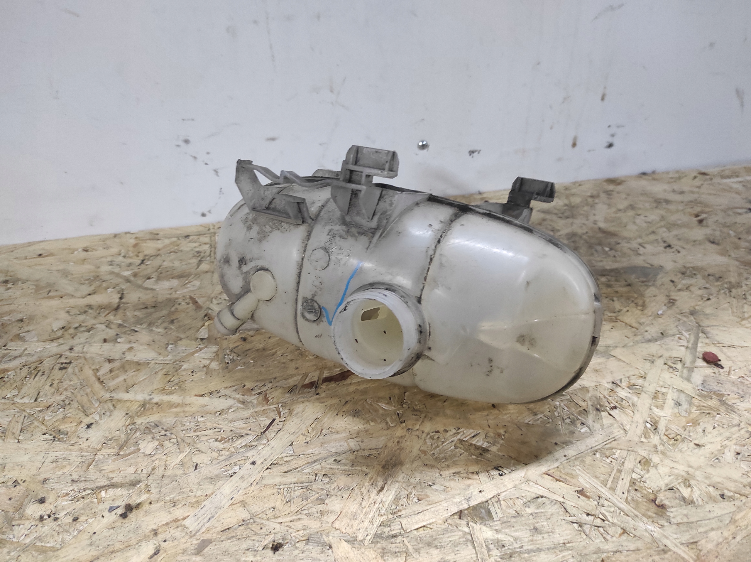RENAULT OE 217101893R RÉSERVOIR EAU