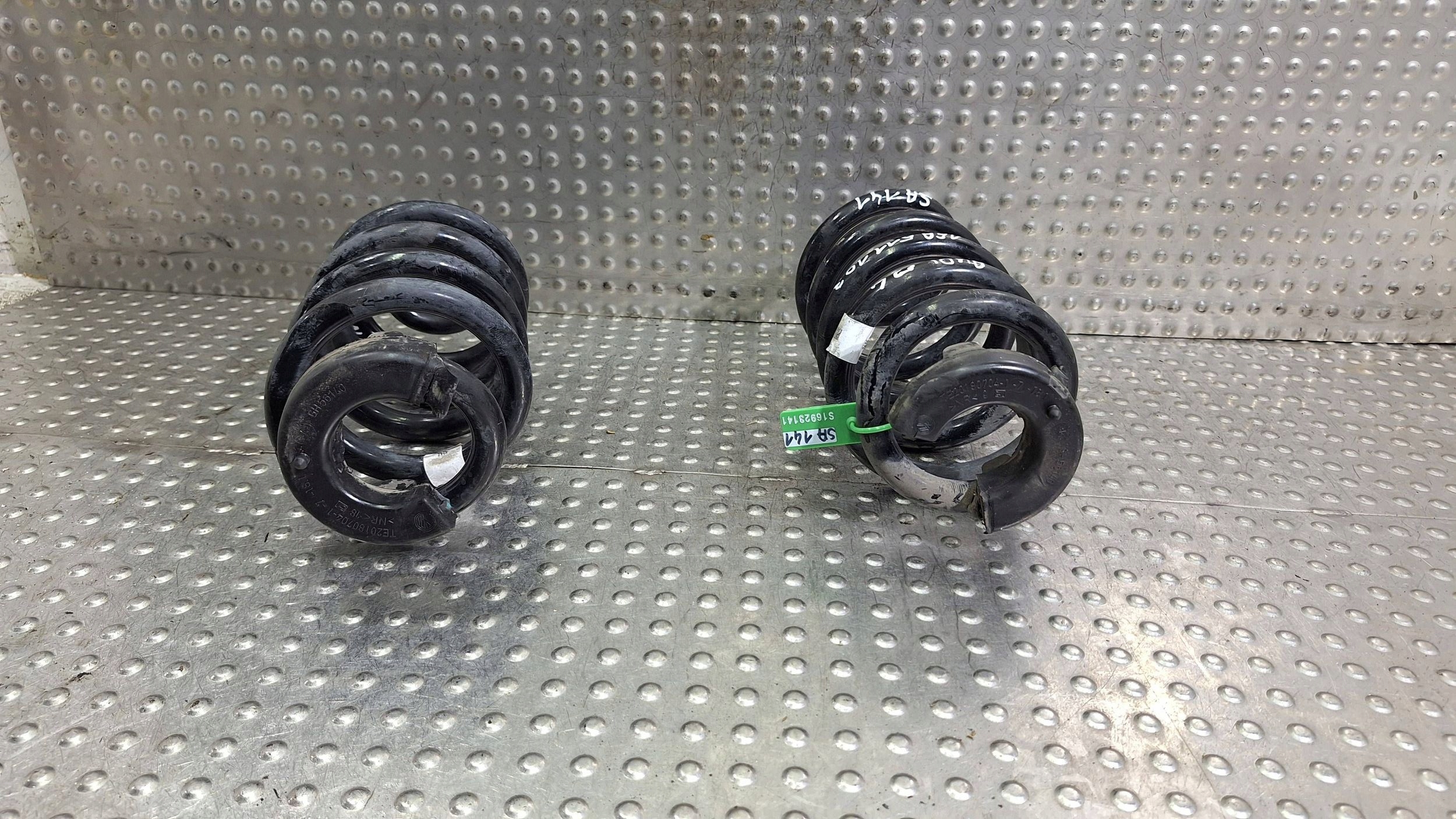 springs springing rear part KPL 1EA511103H VW ID4 ID.4 Q4 E-TRON