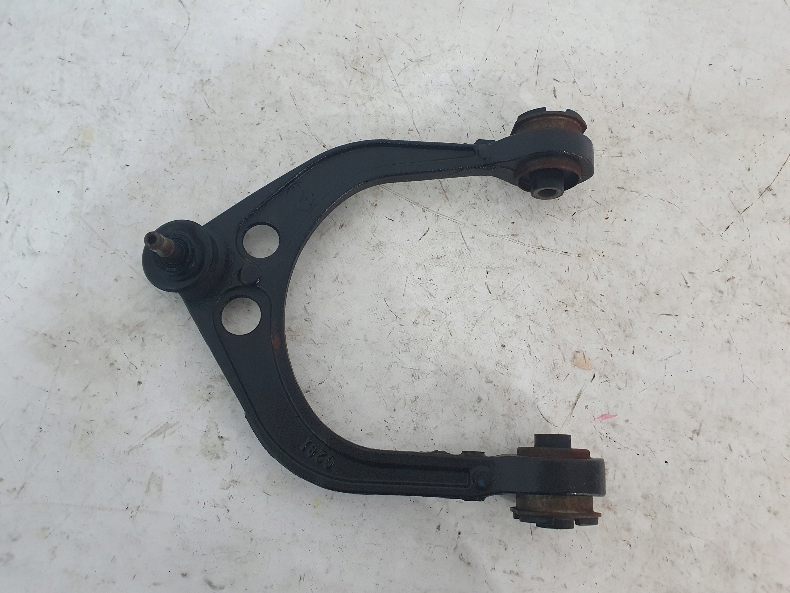DODGE CHARGER LIFT CHALLENGER 15- arm upper right