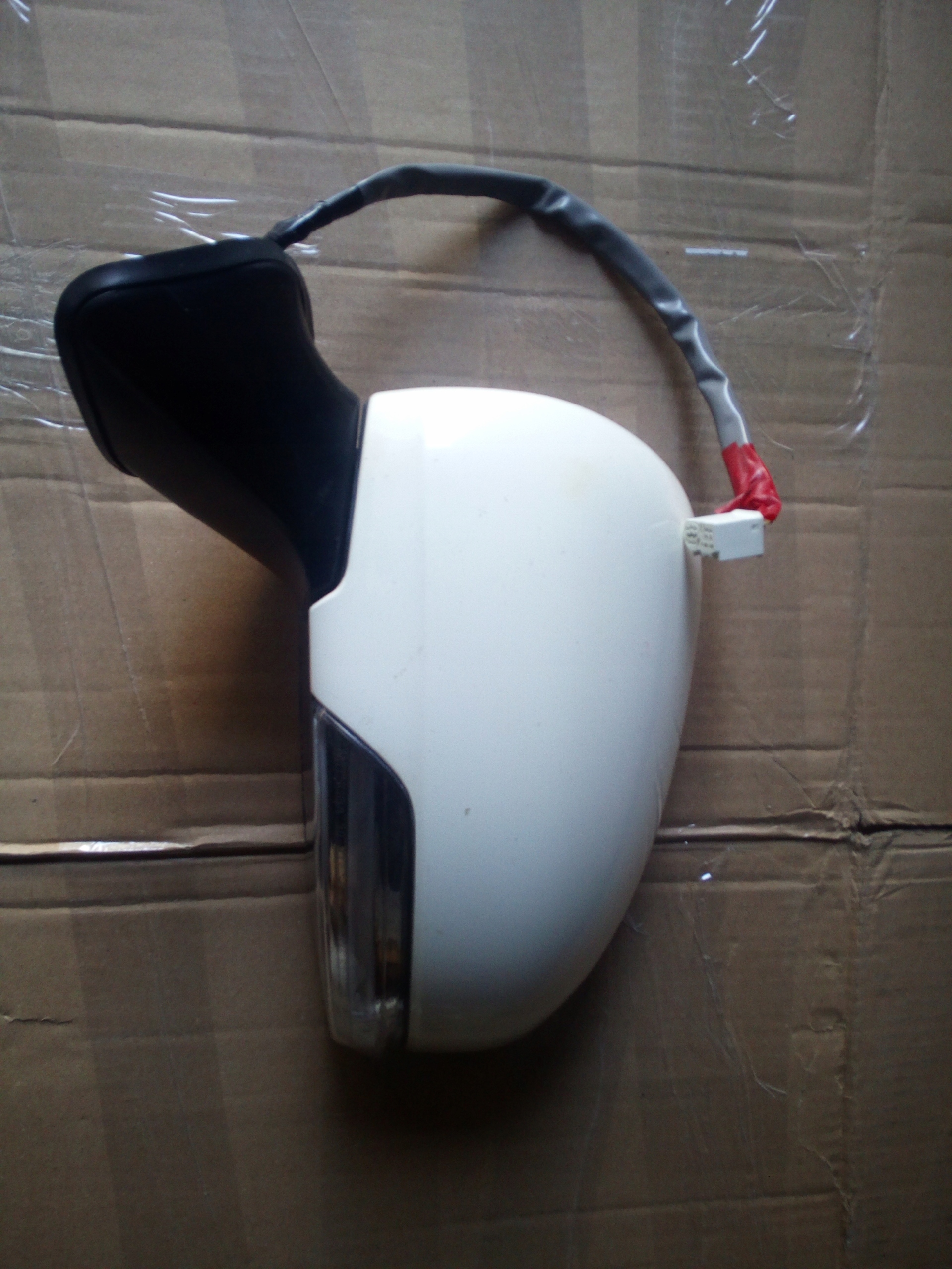 TOYOTA PRIUS III 09-15 зеркало слева 7 пины-контакты