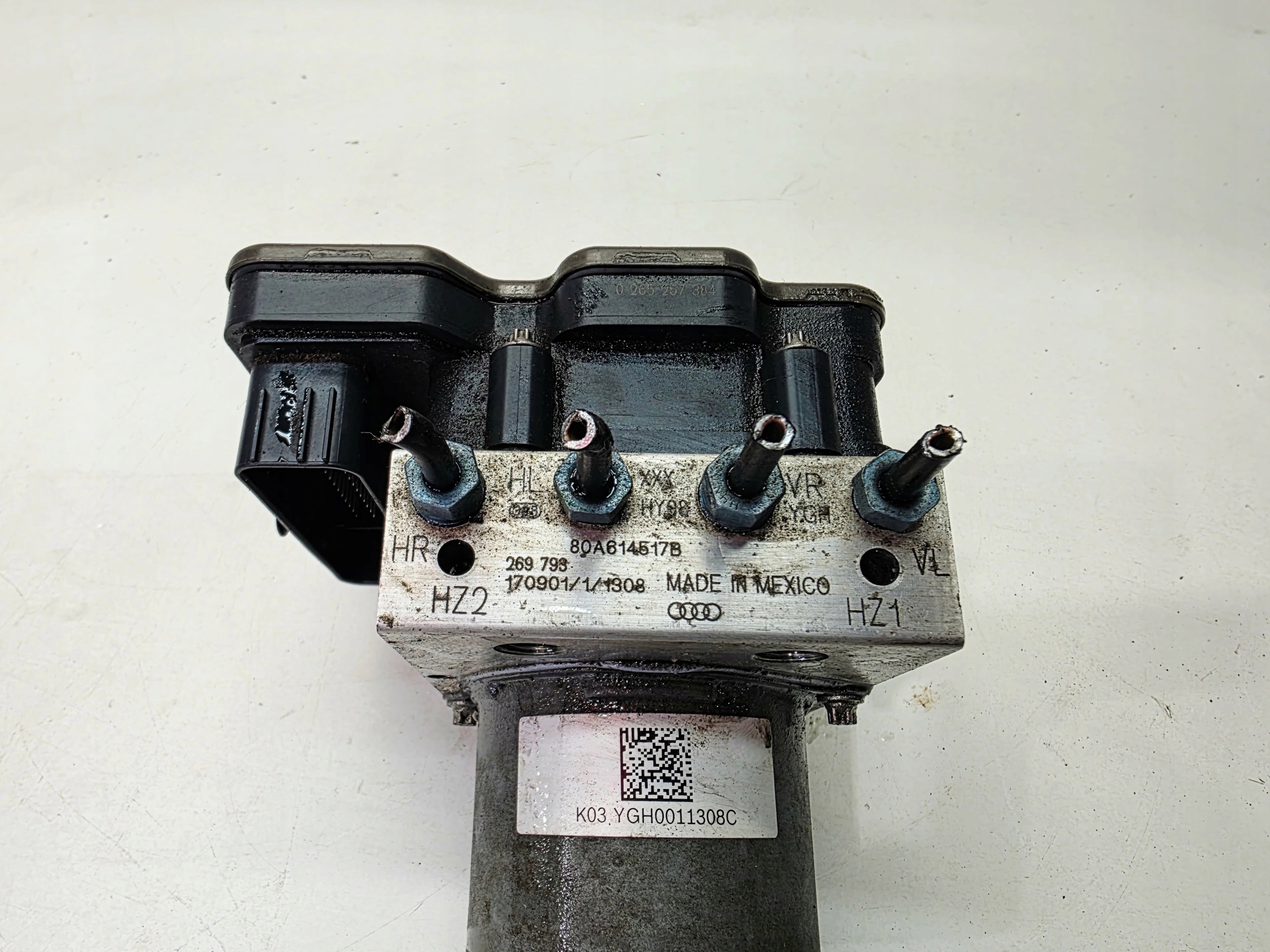 brake booster + control unit ABS ESP AUDI Q5 FY 80A907379B 80A614517B 1/26