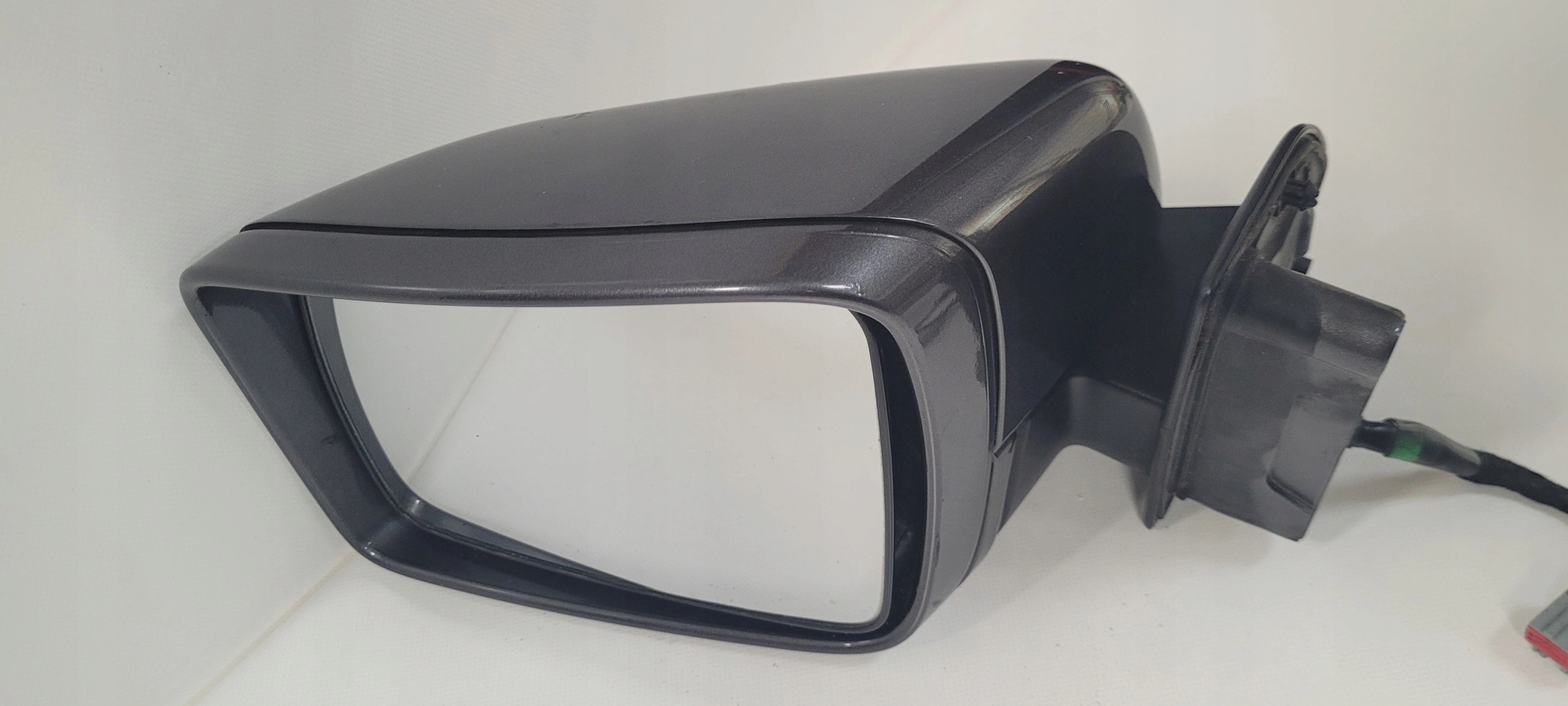 LUSTERKO LEWE LAND ROVER DISCOVERY 09-14 11 PIN EU Producent części Land Rover OE