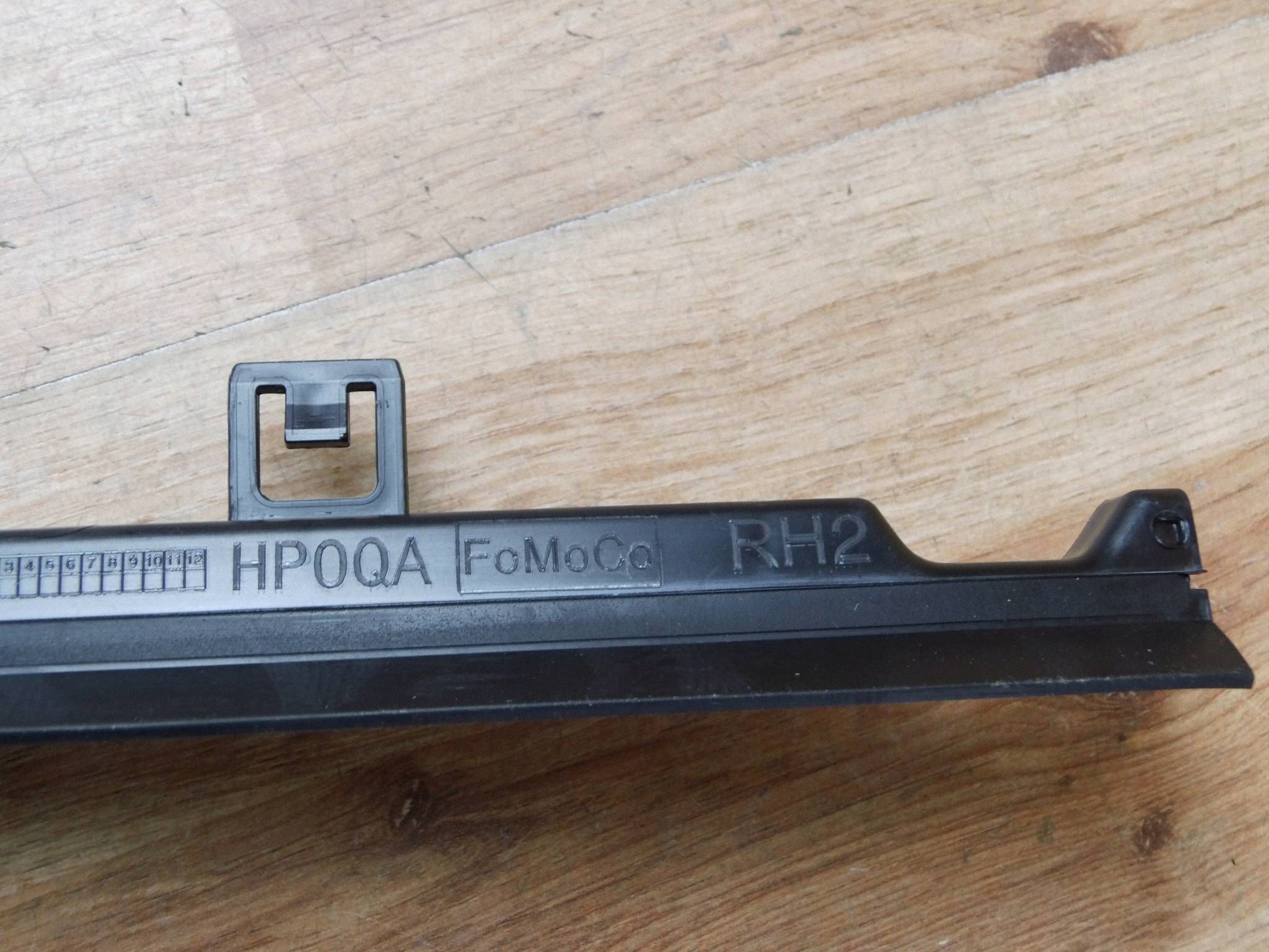 Ford Transit Custom II 2023+ deflektor cover radiator supports right
