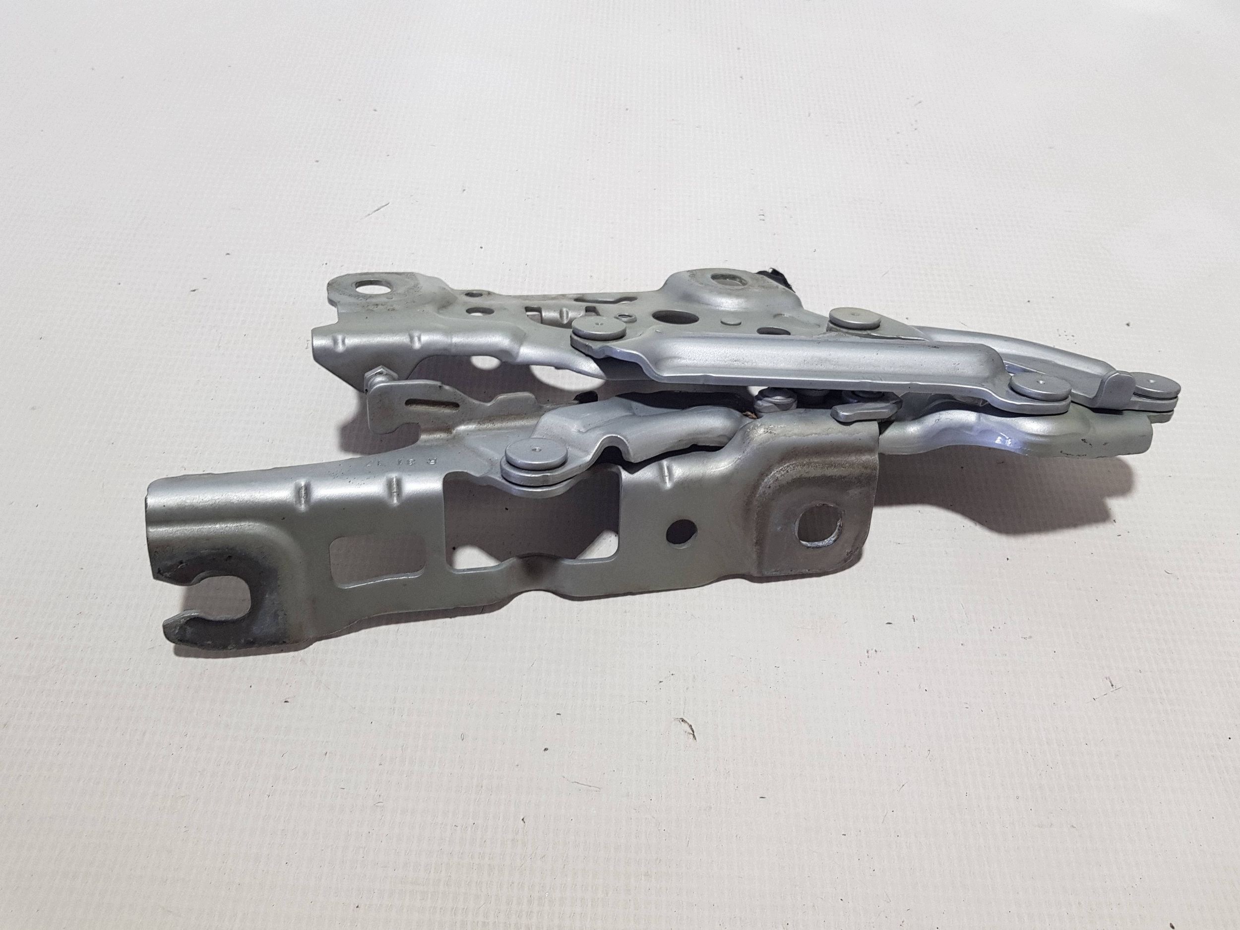 hinge bonnets right front front BMW 5 G30 G31 7347408