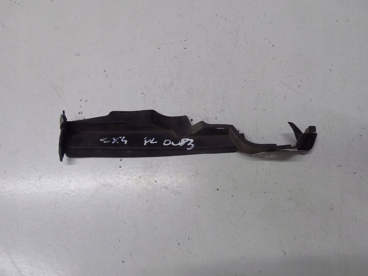 torpedo corner left 72342-79J0 SUZUKI SX4