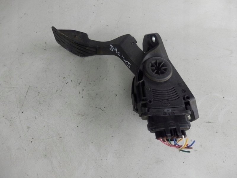 accelerator pedal 49400-68L51 SUZUKI SWIFT MK7 EUR