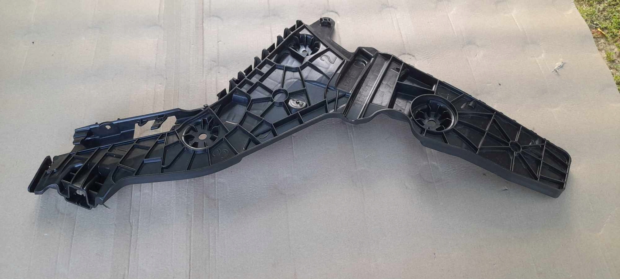 bumper bracket right rear part AUDI E-TRON 4KE807454
