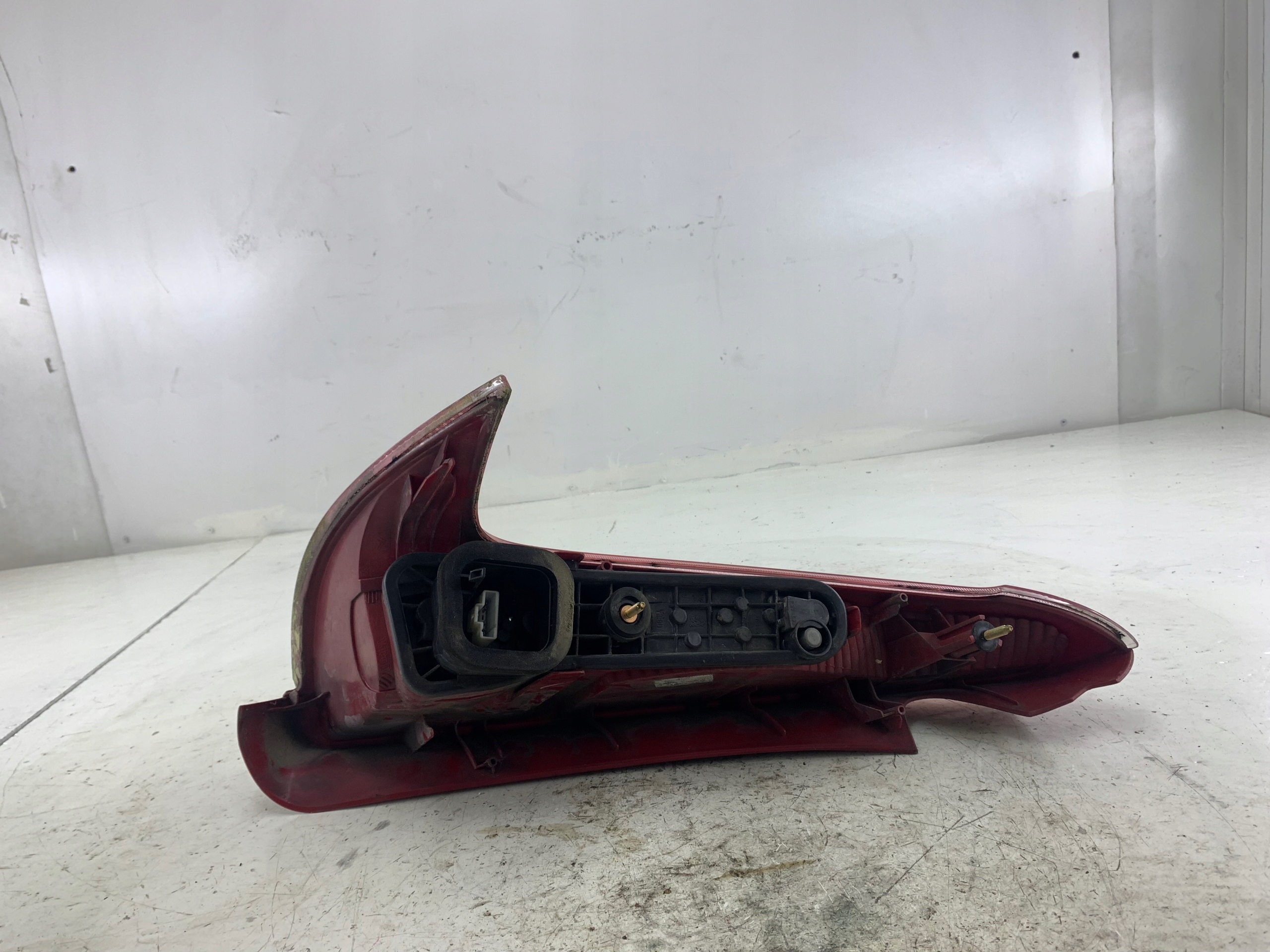PEUGEOT 206 SW KOMBI light right rear part