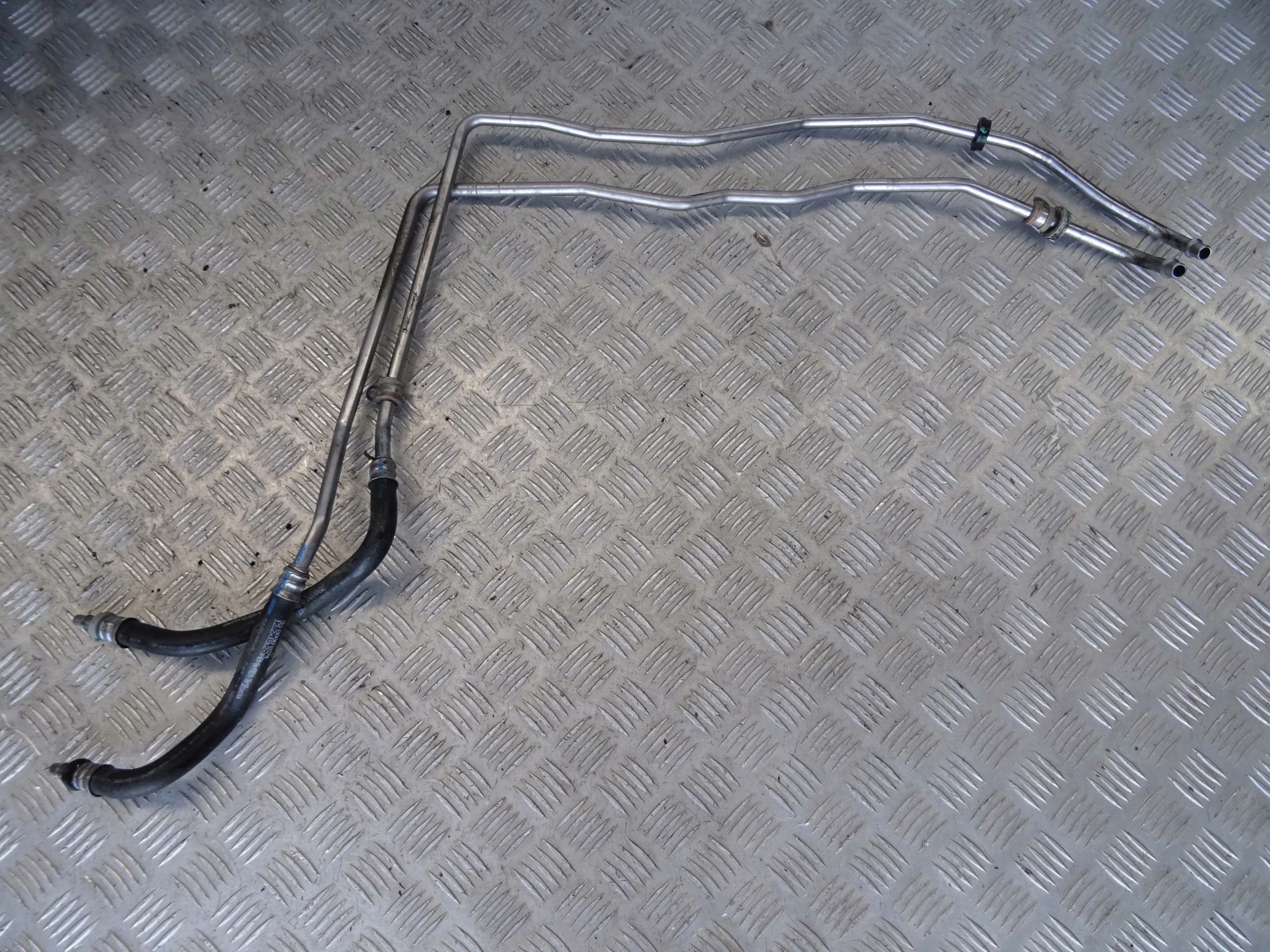 A1675002400 A1675002500 - MERCEDES GLE W167 маслопроводы коробки передач