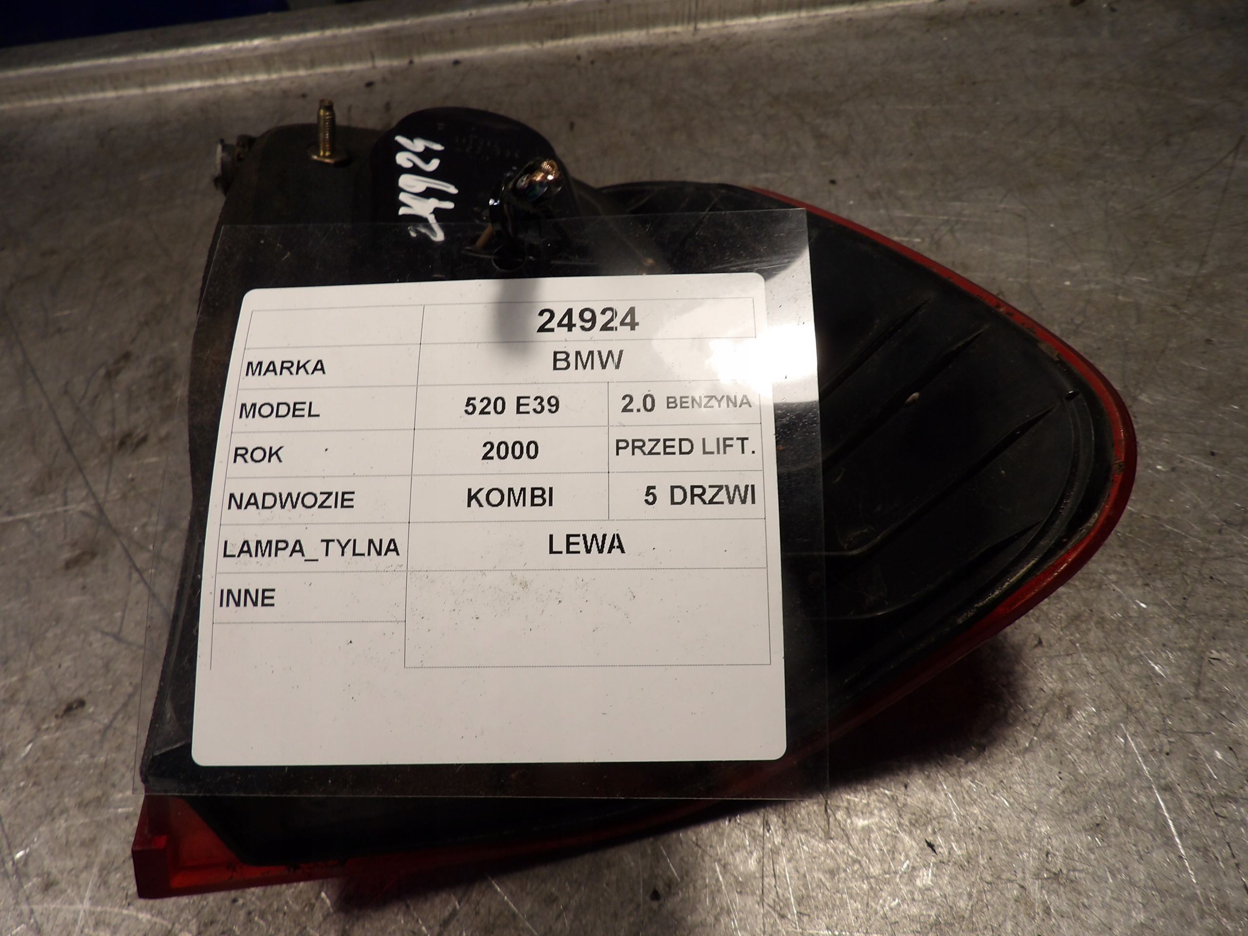 BMW E39 light rear left kombi