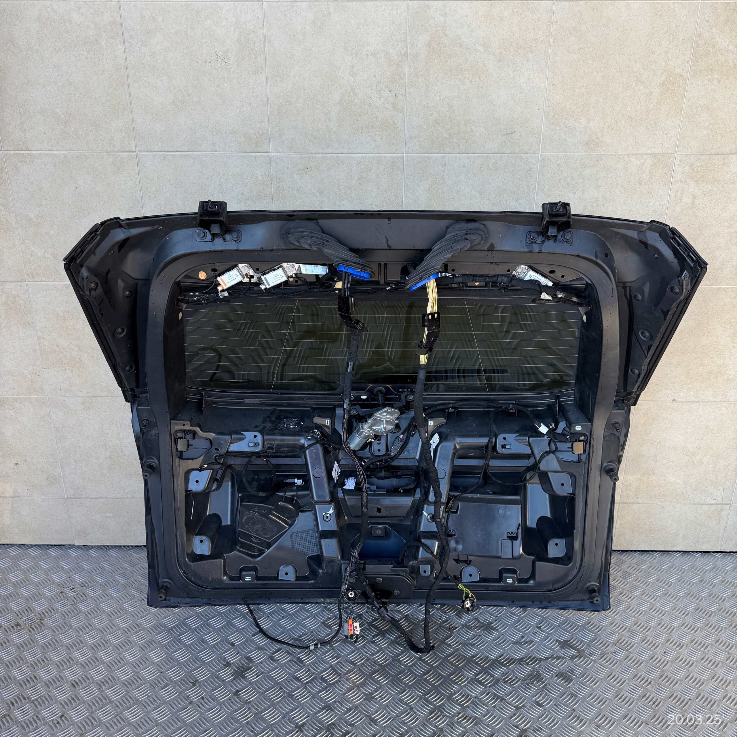 boot doors complete PEUGEOT 3008 II GT-LINE 2017 ROK KAMERA