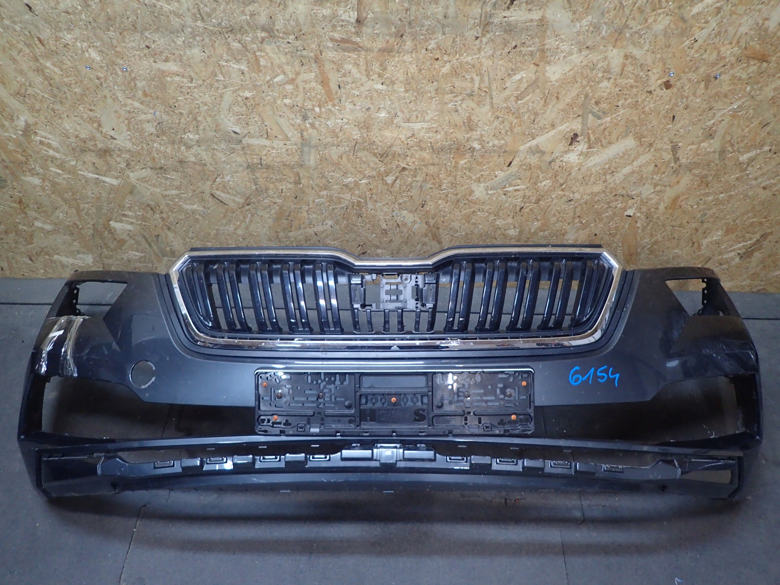 nárazník předek SKODA KAMIQ