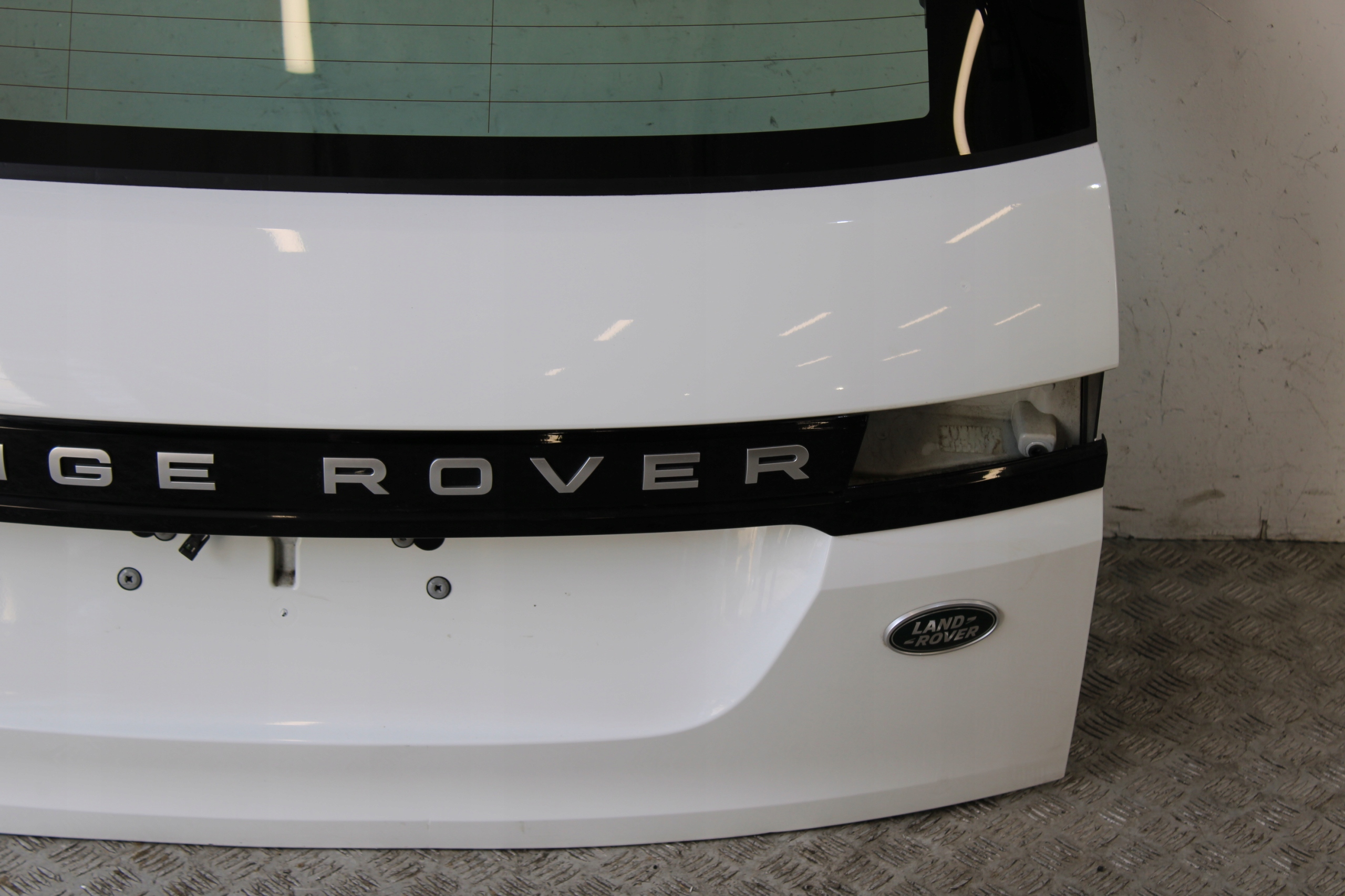 boot door rear boot complete LAND ROVER EVOQUE II 2 L551