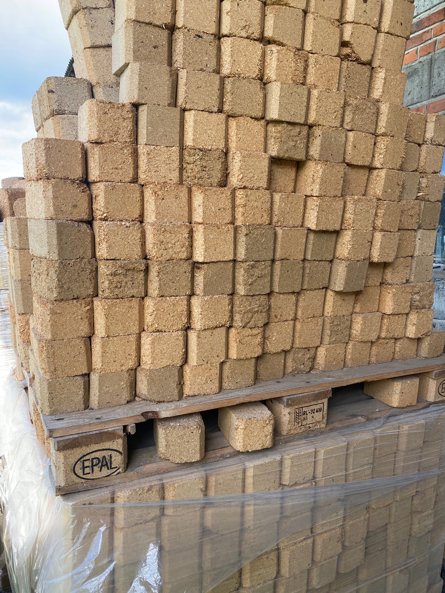 Brykiet drzewny Spalet "SpalTo" 3zł/kg Typ produktu brykiet