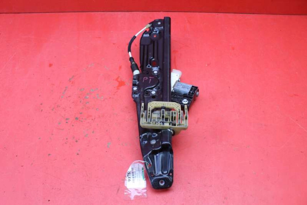 window regulator right rear part 7182122 BMW F10 09-13