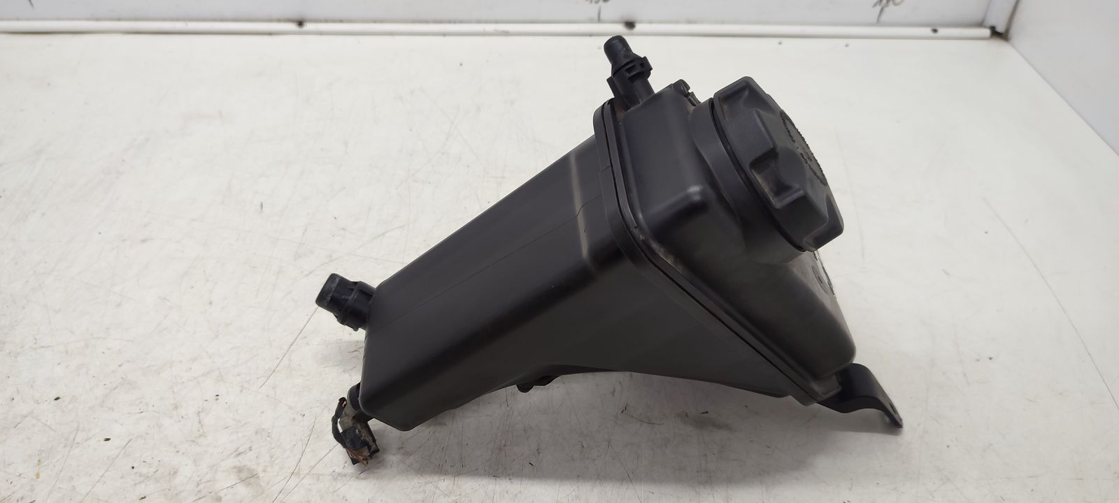 water tank tank BMW E90