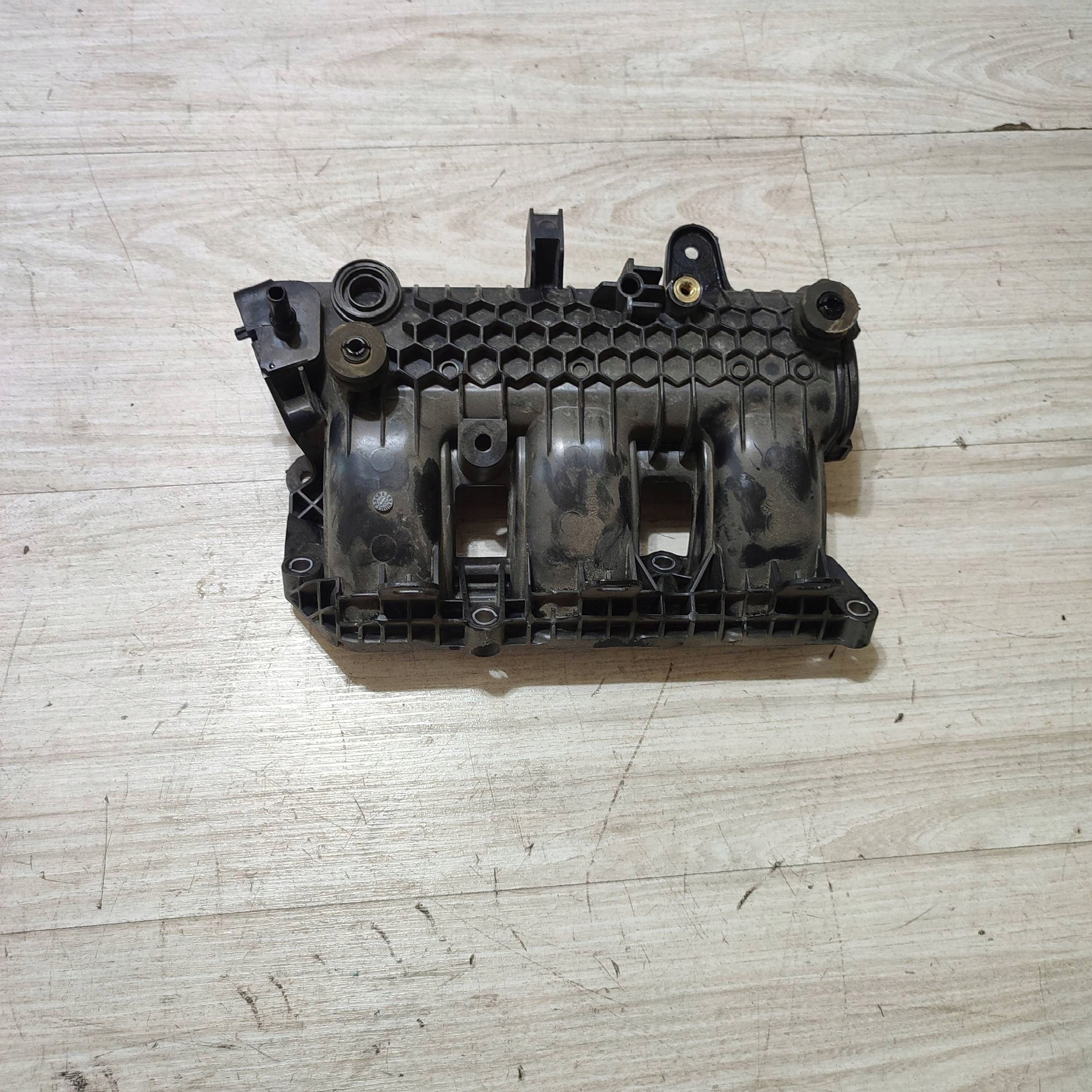 intake manifold Opel Corsa F 9842272880