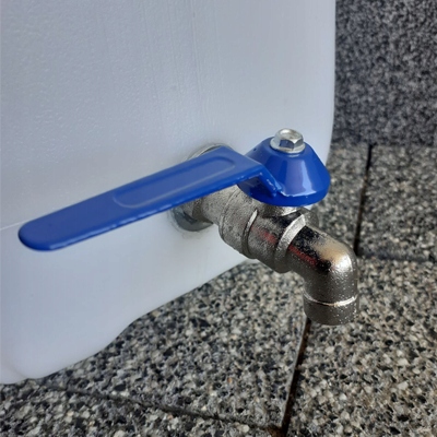 Kanister baniak na wodę z kranikiem metal 10 L Marka Boro