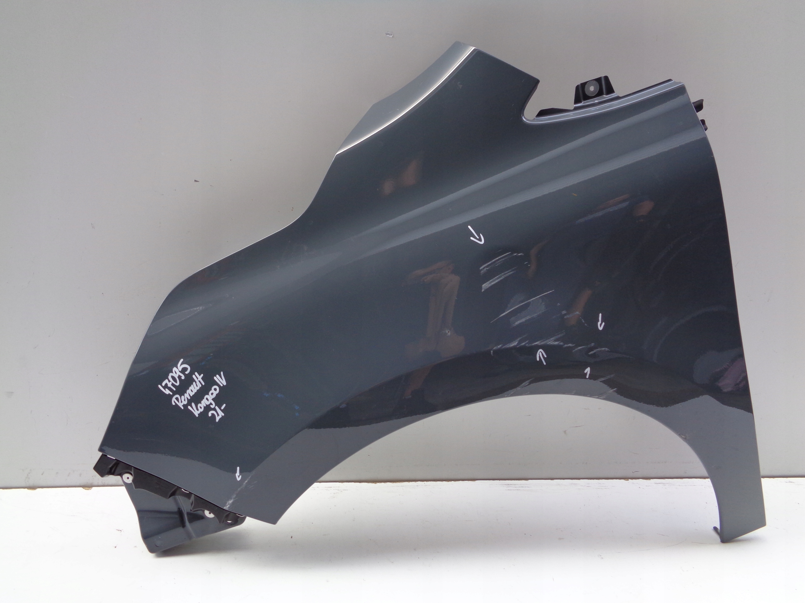 fender left front RENAULT KANGOO IV 21- NR 47095