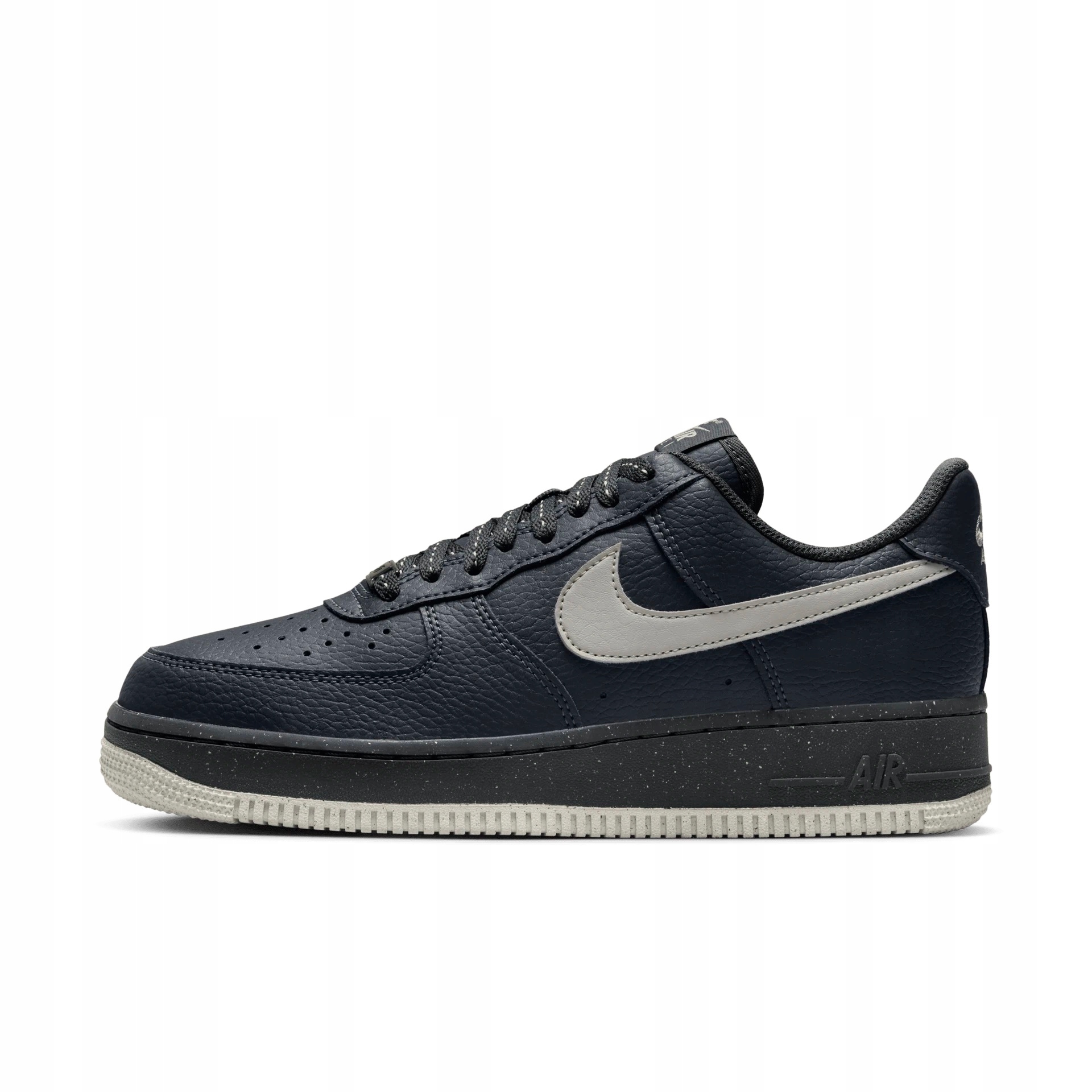 Sportovní obuv Nike Air Force 1 07 Nn vel. 38,5