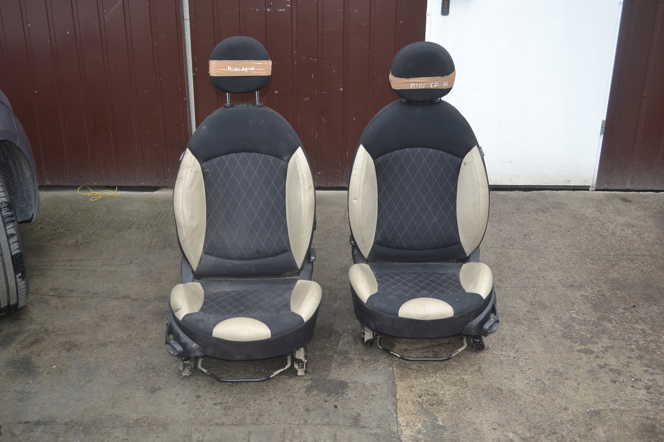 Sitze Halbleder MINI R55 CLUBMAN