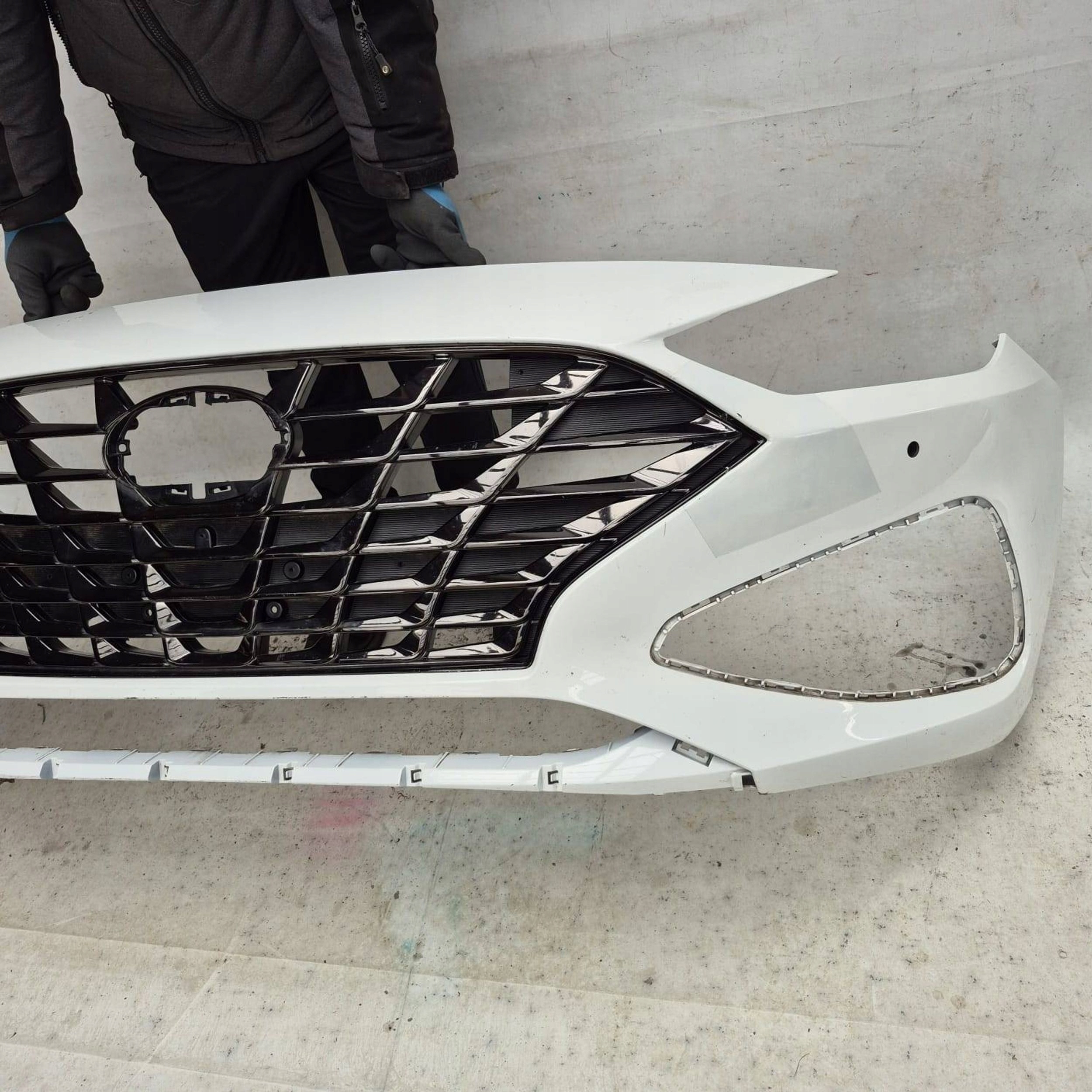 HYUNDAI I30 III LIFT 20- bumper front front PDC