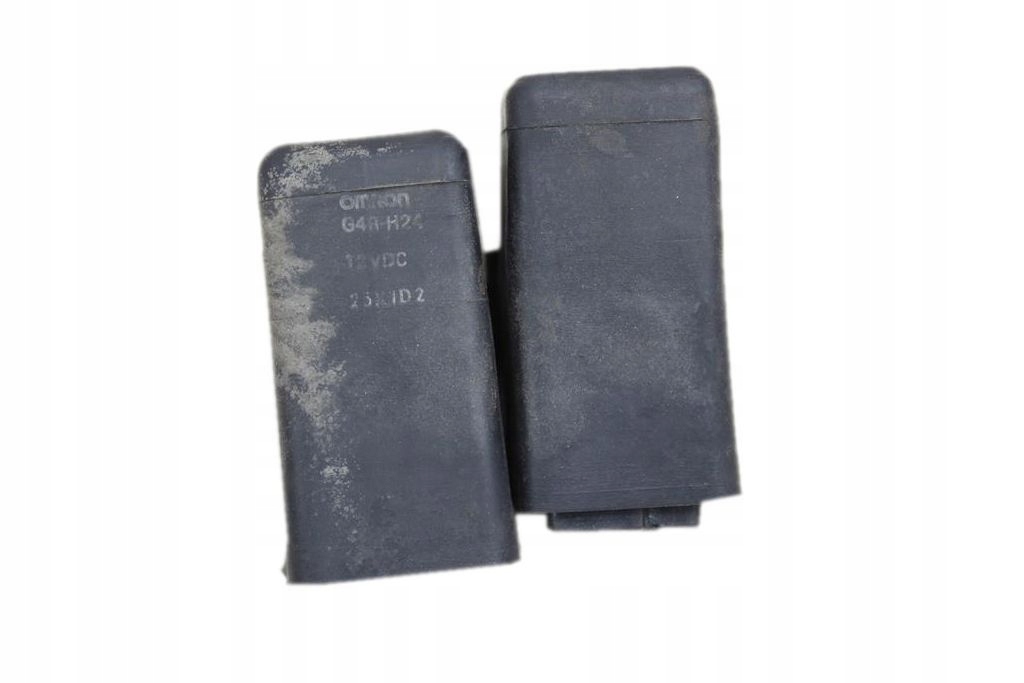 HONDA GL1500 SC22 PRZEKAŹNIK OMRON G4R-H24 2SZT