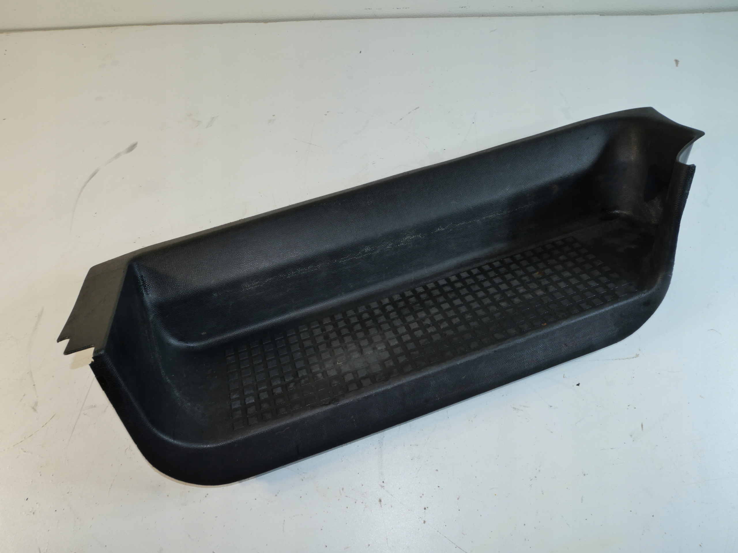 STOPIEN right VW T4 701863736A