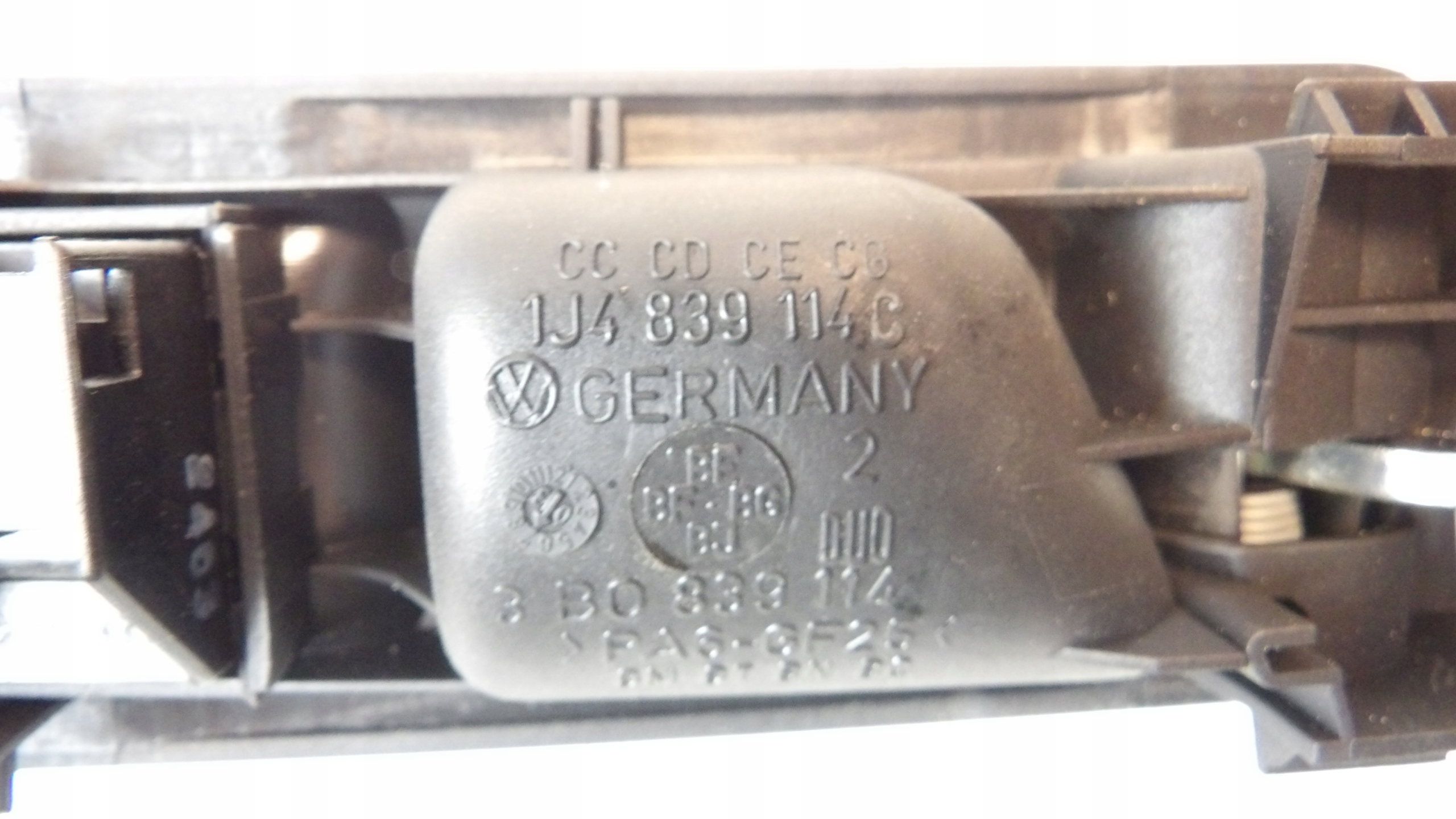 ручка двери внутренняя volkswagen oe 1J4839114C