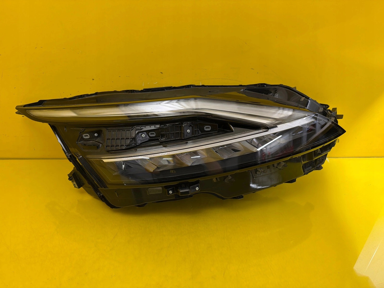 light right Nissan Qashqai 2021- Full Led 100-8D02J