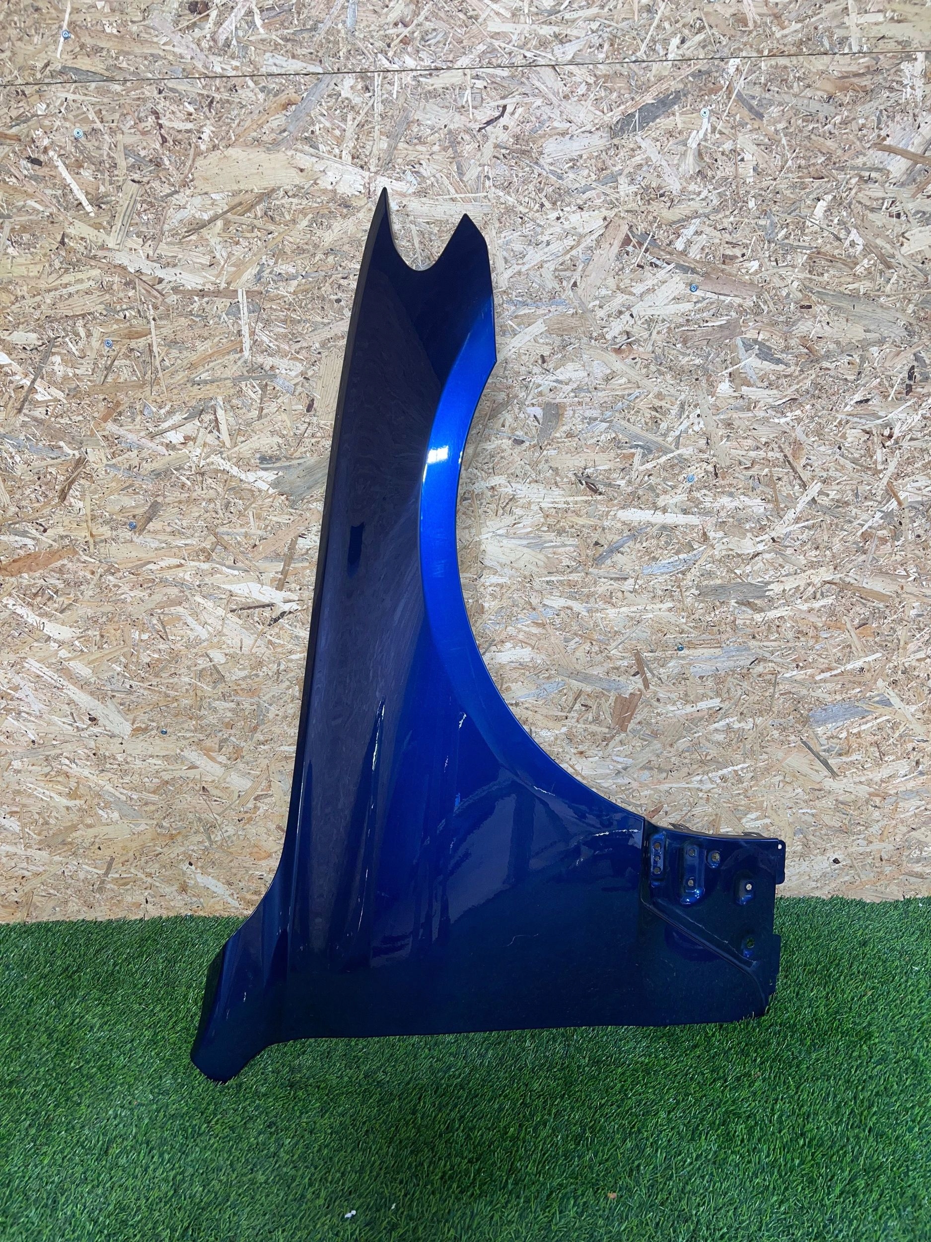 BŁOTNIK PRAWY PRZÓD PRZEDNI BMW 6 G32