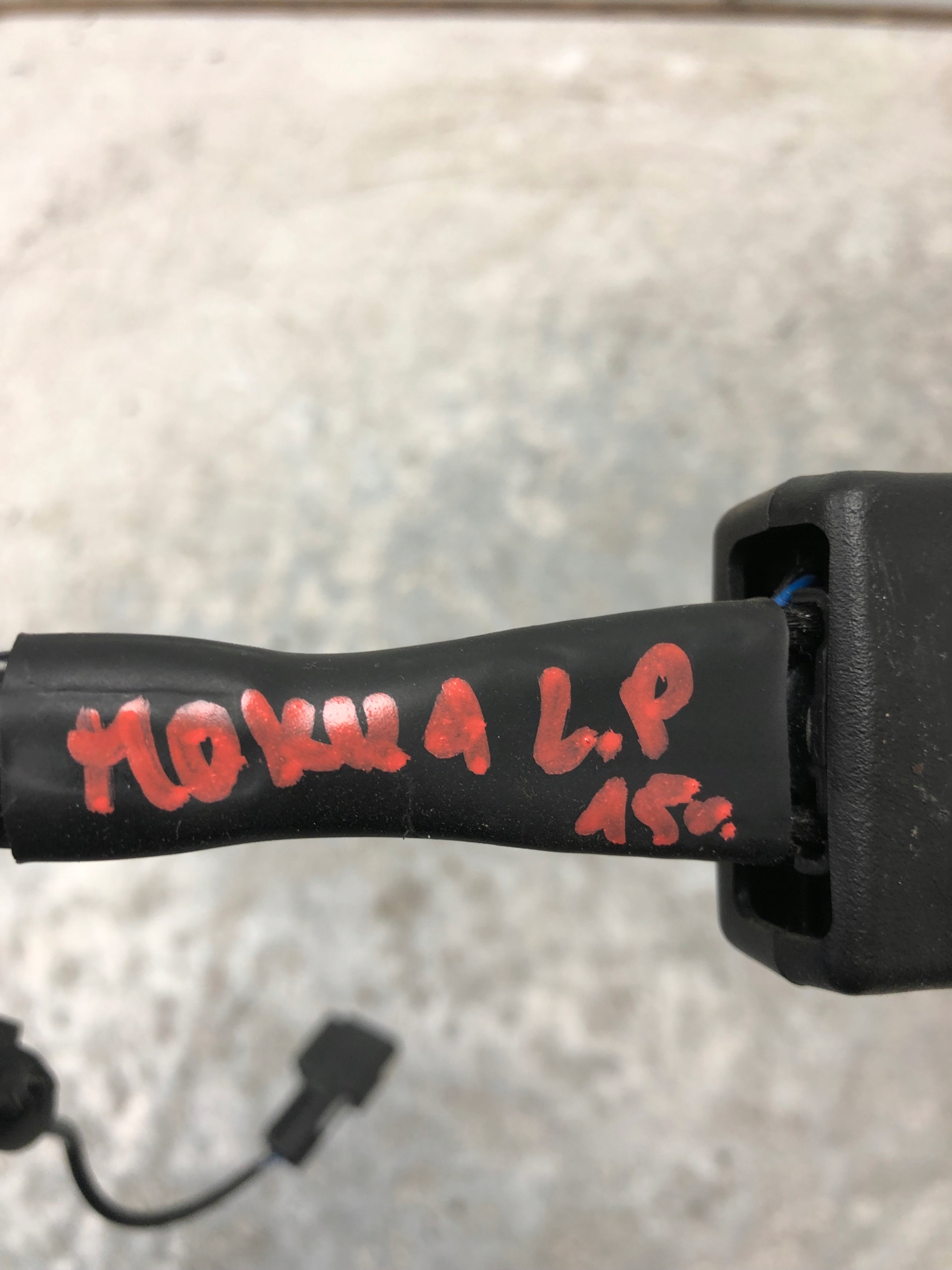 ZAPINKA supports left front OPEL MOKKA 95131545