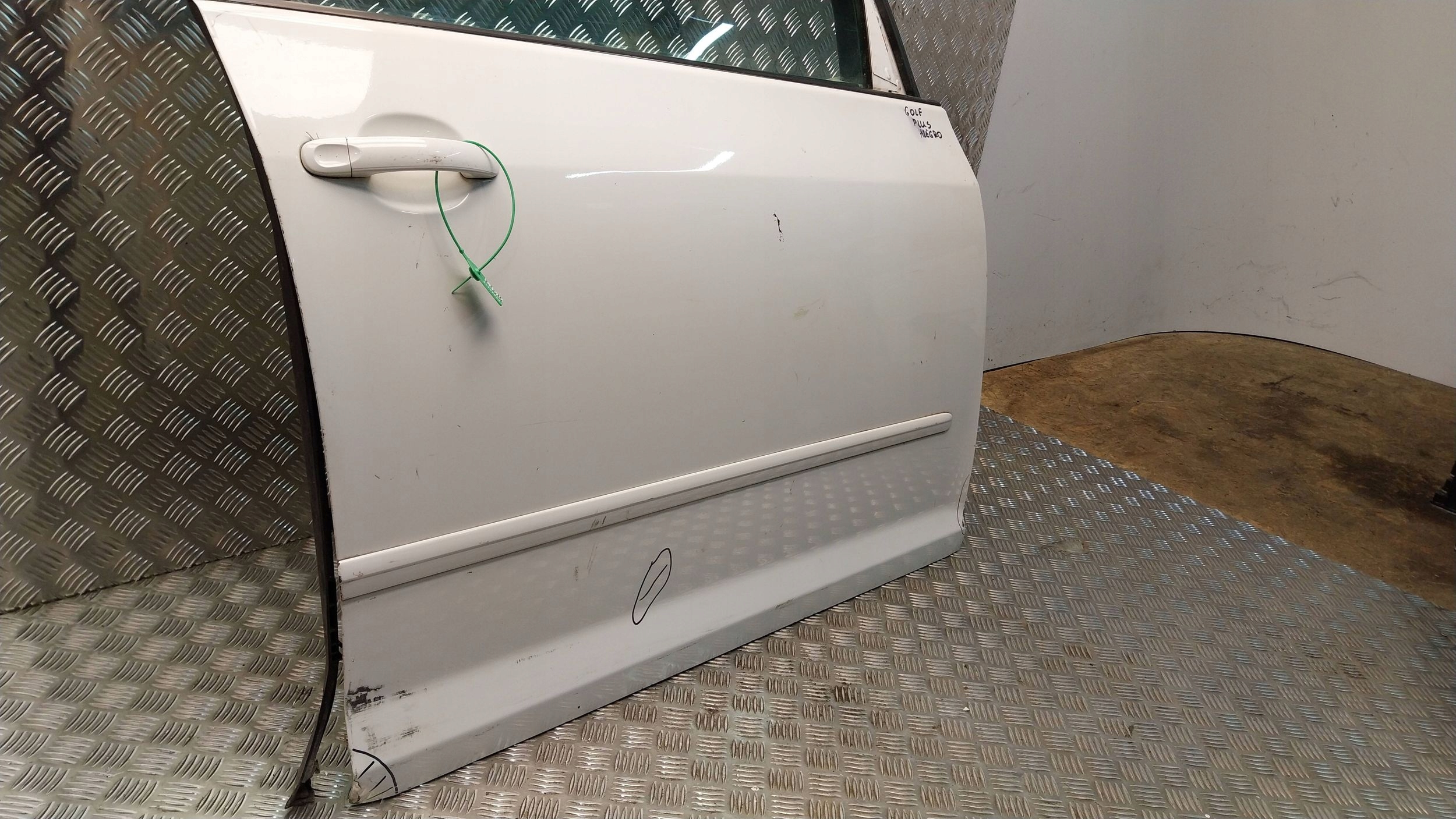 Tür vorne rechts VW GOLF V PLUS 05