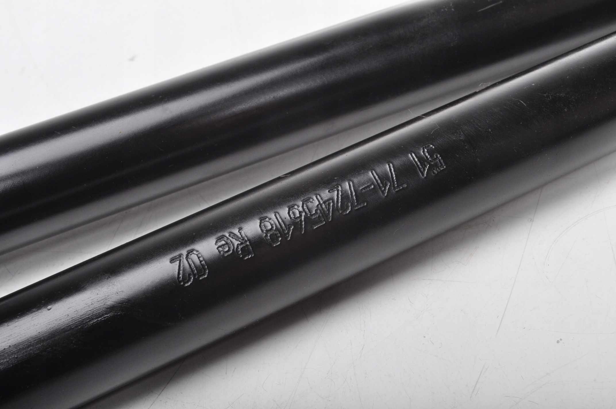 ROLLS ROYCE WRAITH RR5 ROZPORKA BELKA 7245618 Part number 7245618 7245617