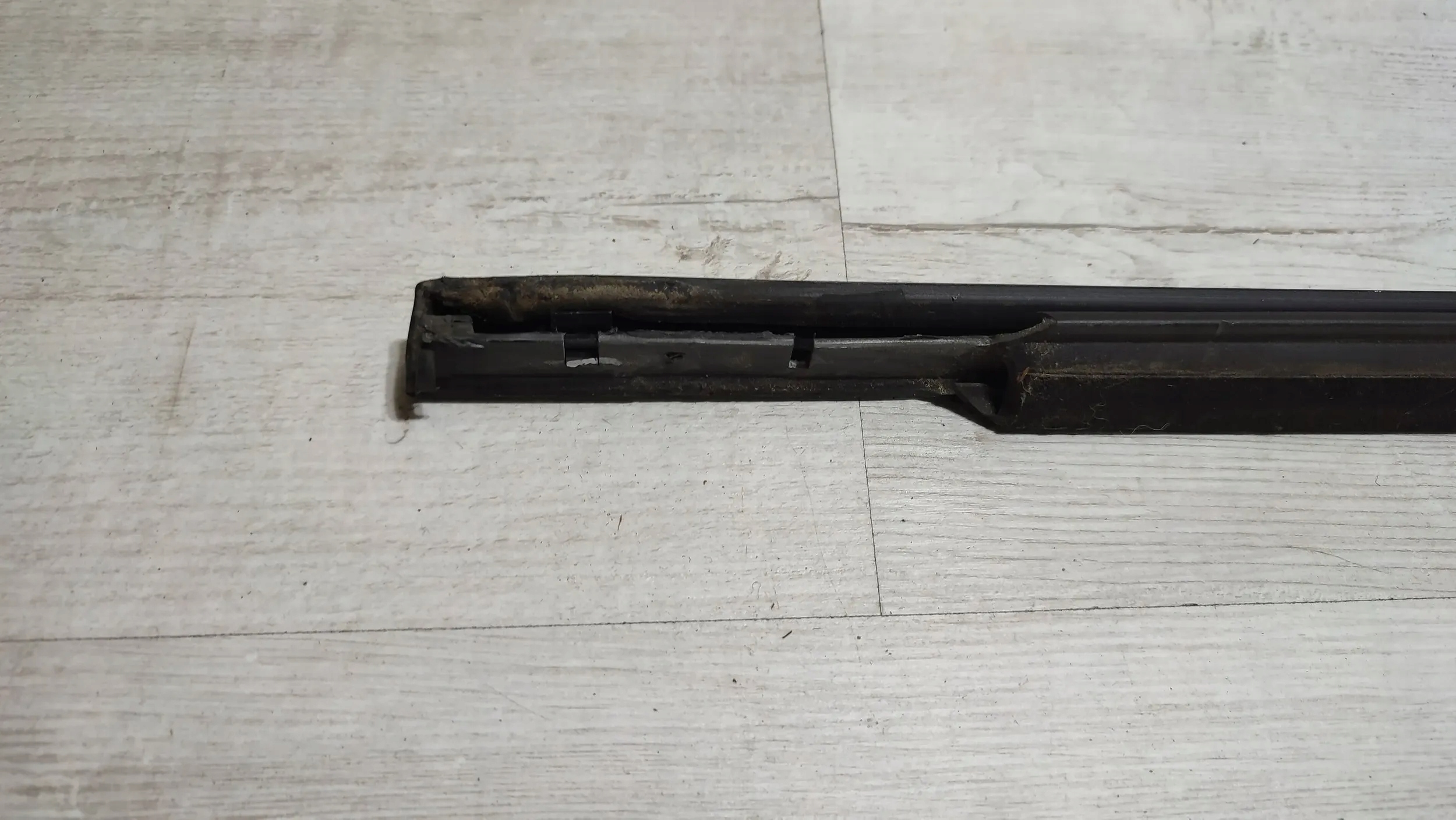 Fiat Tipo II HB 19r. 1.4 front side right moulding dust
