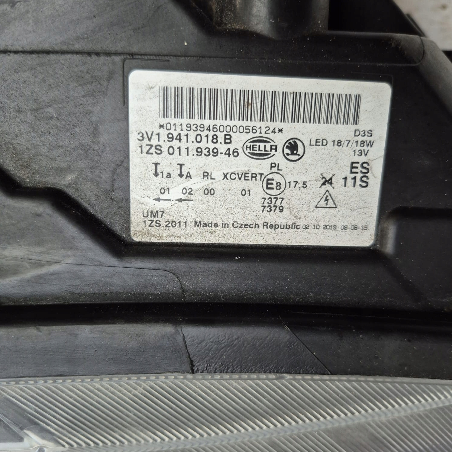 SKODA SUPERB III 3 3V 15- light right front front BI-XENON 3V1941018B