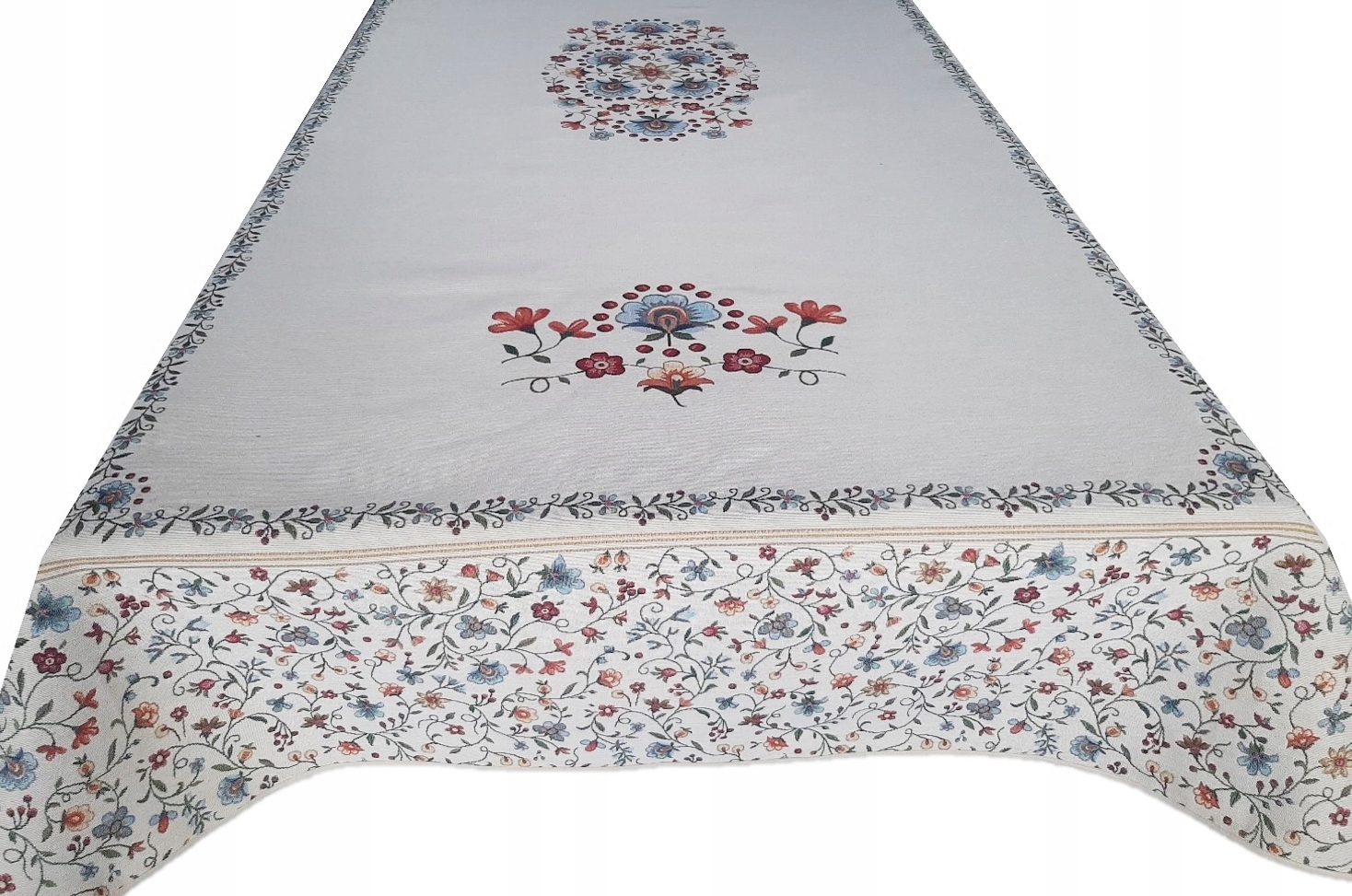 Ubrus 140x180 cm 711 Folklór