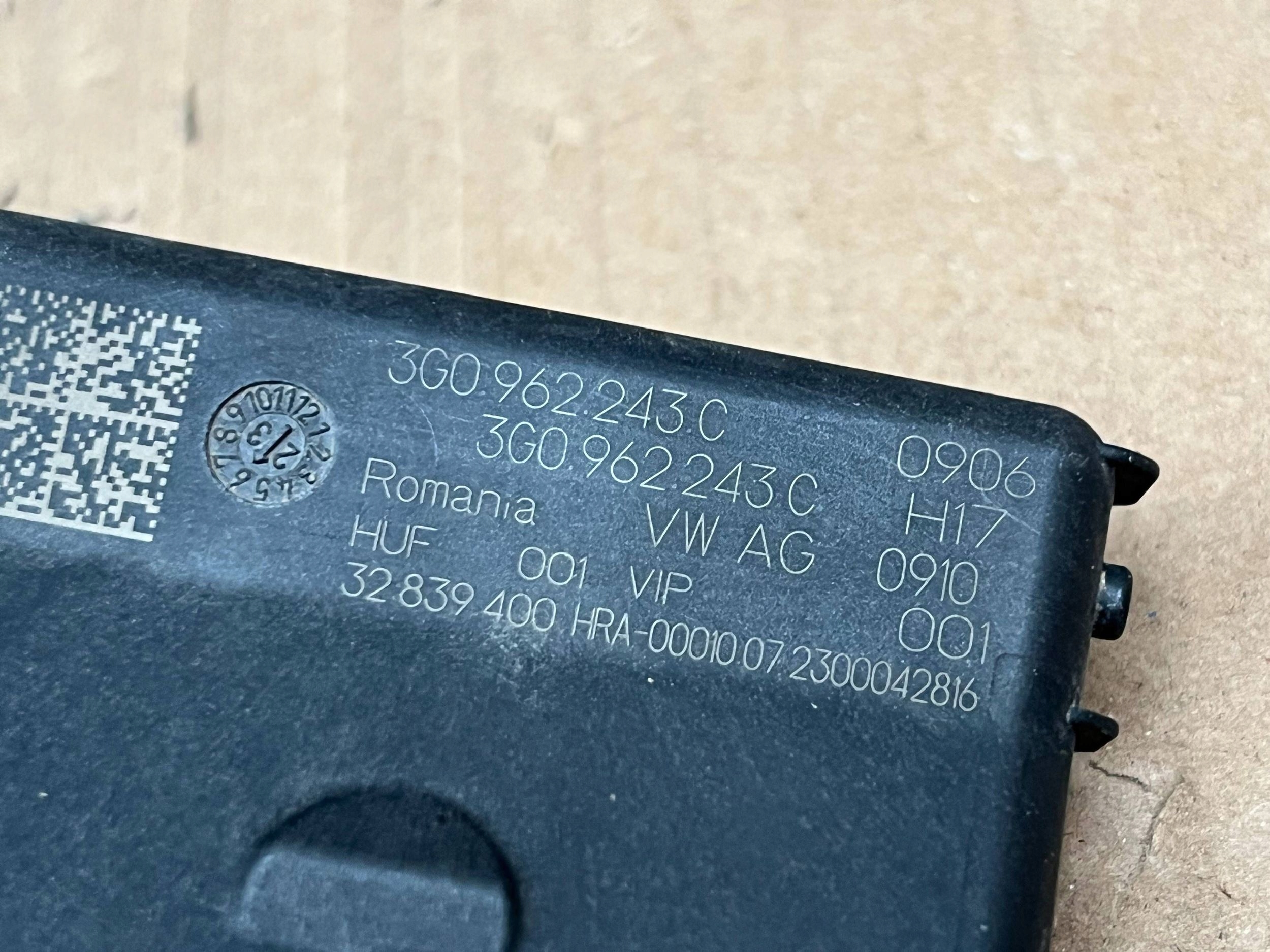Module pour l’ouverture du capot VW AUDI PORSCHE 3G0962243C !J