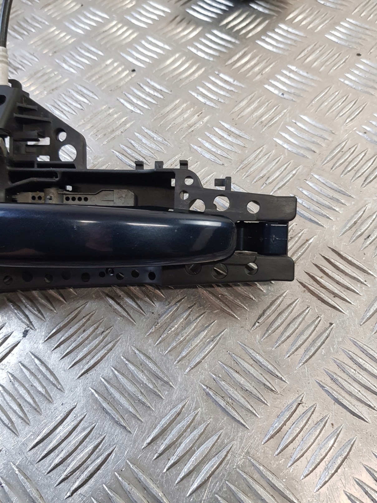 lock door left rear part 8PIN holder handles handle AUDI A4 B8