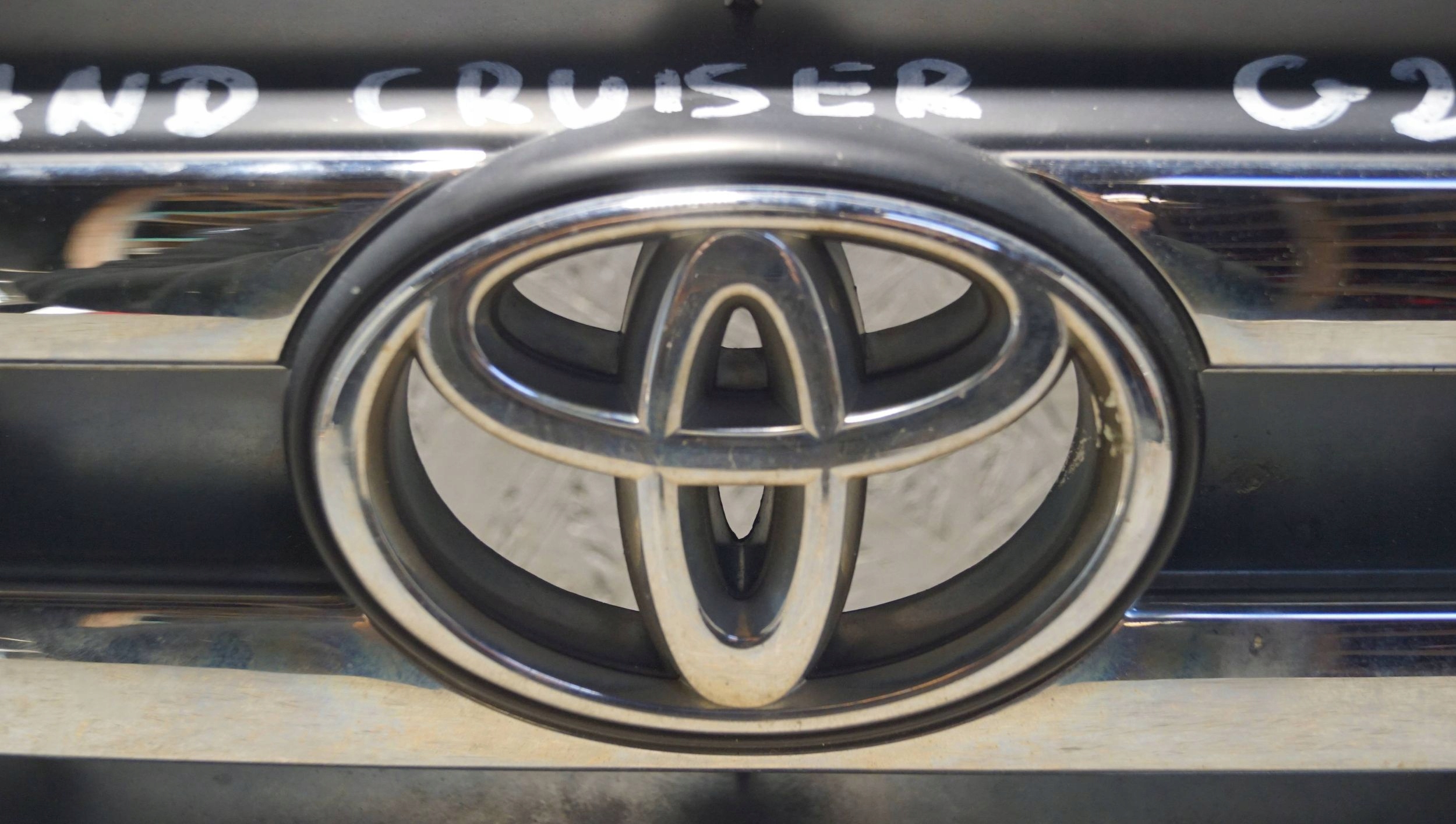 Toyota Land Cruiser J7/J9/J12/J15/J25 J9 Kühlergrill FRONTGRILL 5311160320 - Thumbnail 8