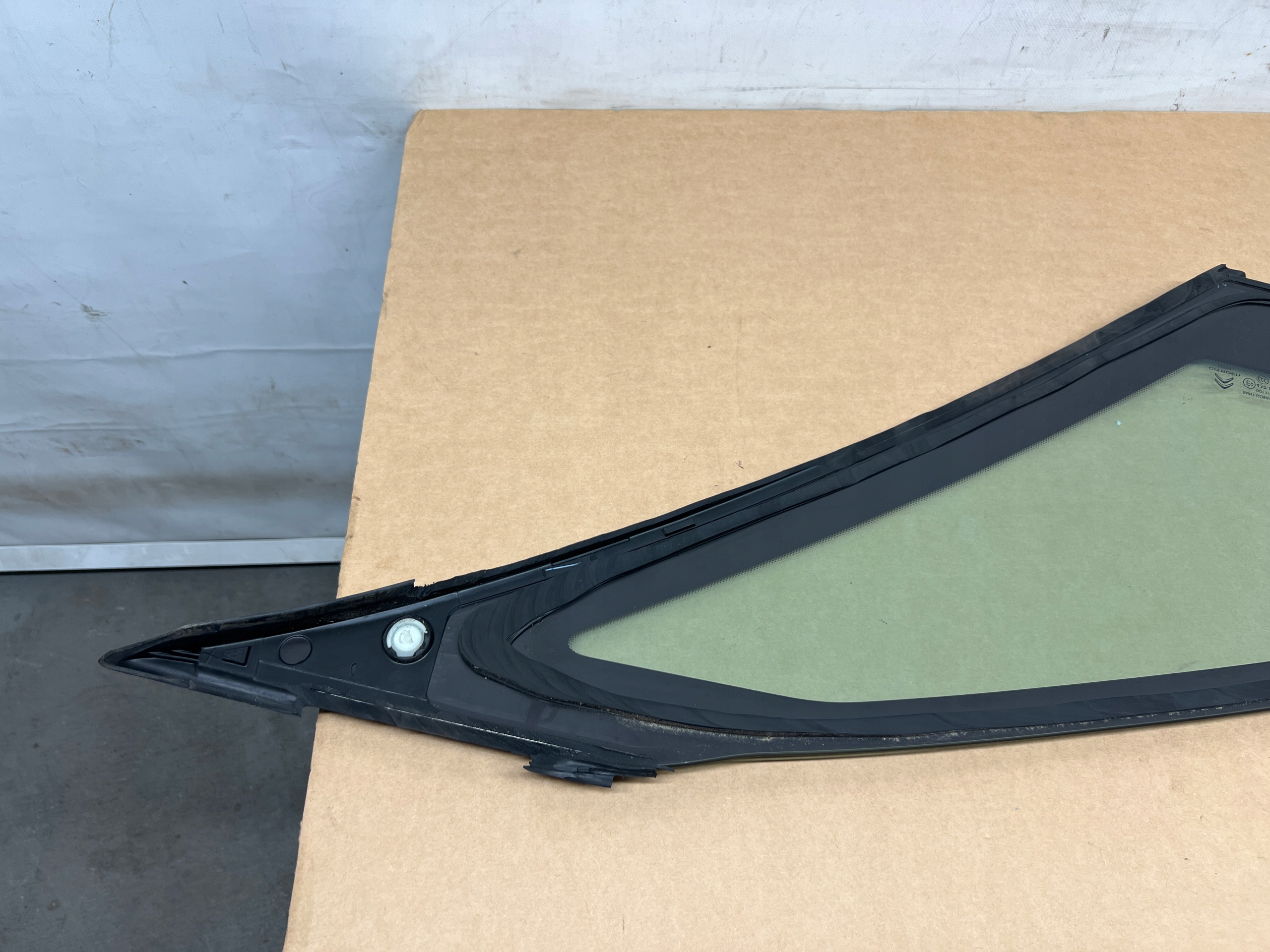 Citroen C4 SpaceTourer GRAND window trojkat right front right front