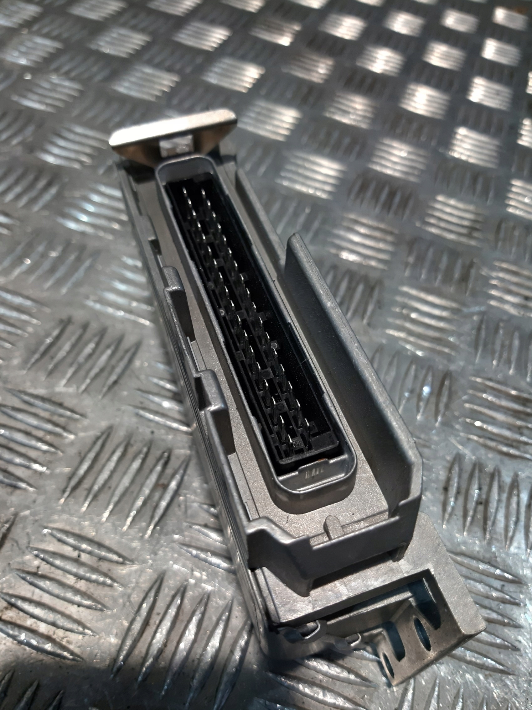 Scania control unit knorr-bremse bosch 0504004109