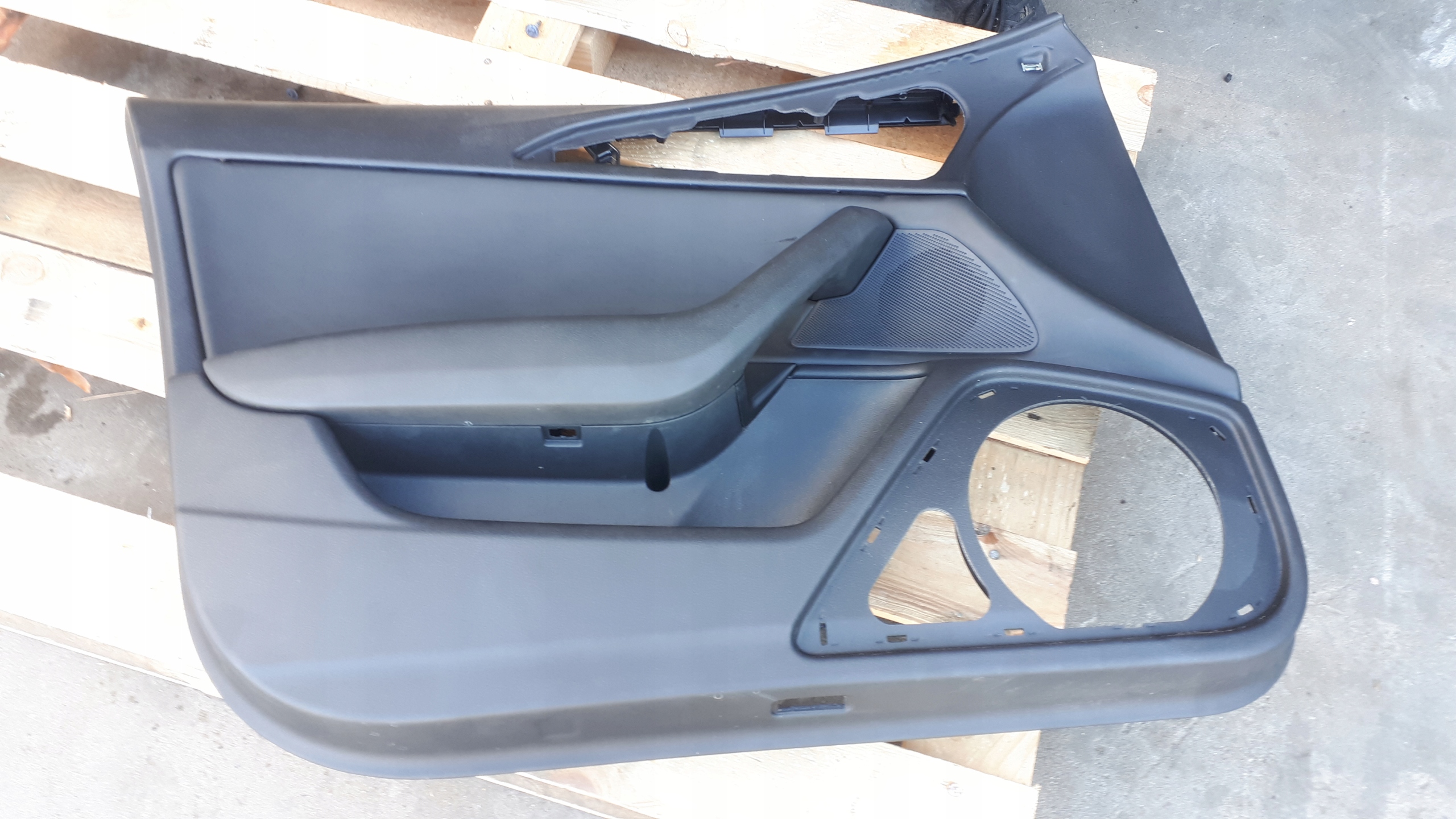 Audi OE 4G1867021A