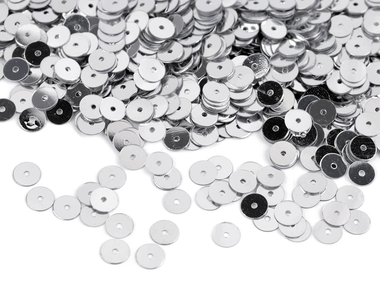 Flitry hladké Ø6 mm s metalickým efektem 500 g 1 stříbrná