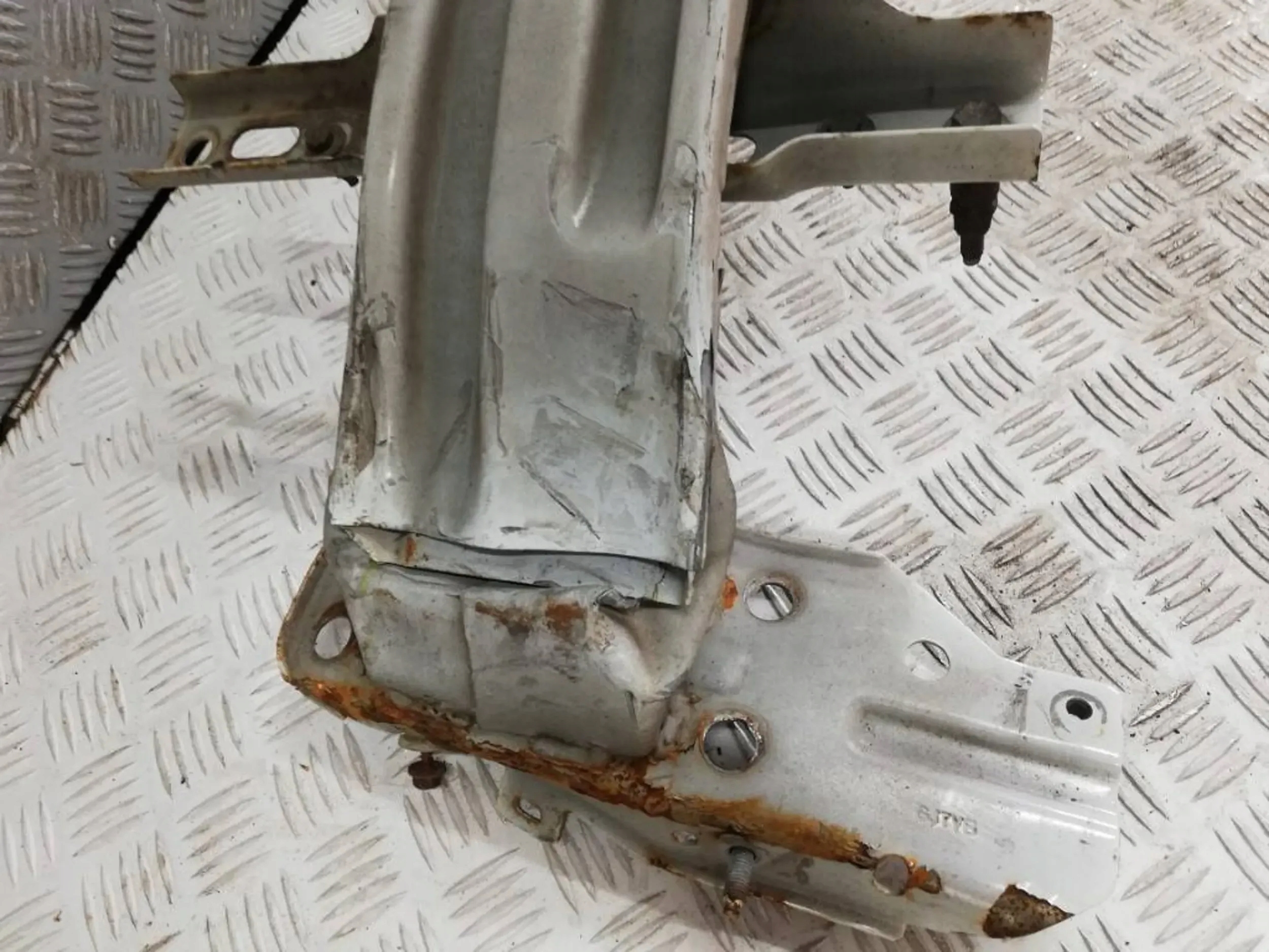 Ford Ecosport BELKA ZDERZAKA PRZÓD PRZEDNIA Numer katalogowy części MIP9852