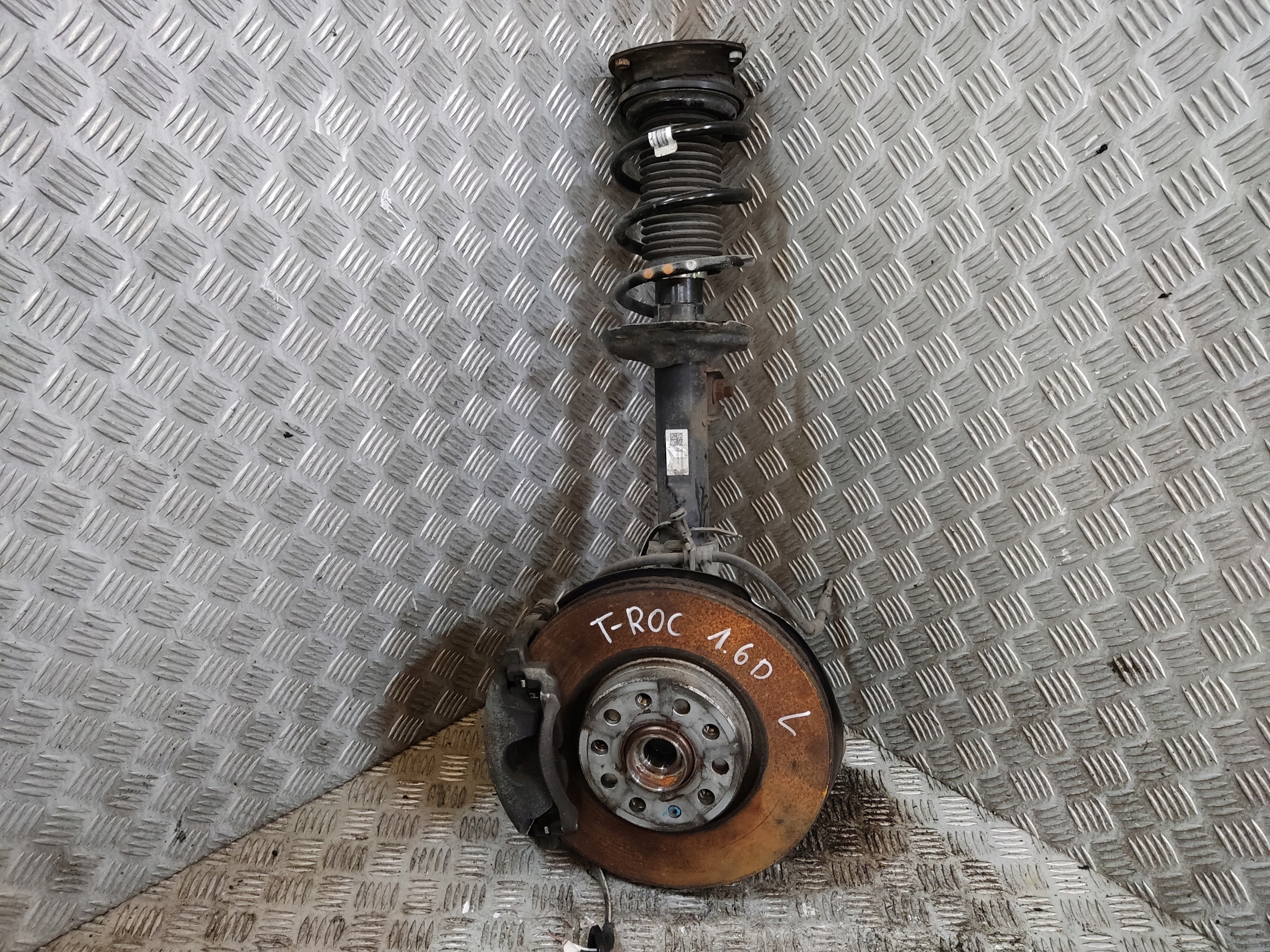 5Q0413031HS 5Q0407257A - VW T-ROC ЛЕВЫЙ КРОССОВЕР MACPHERSON 1.6 TDI