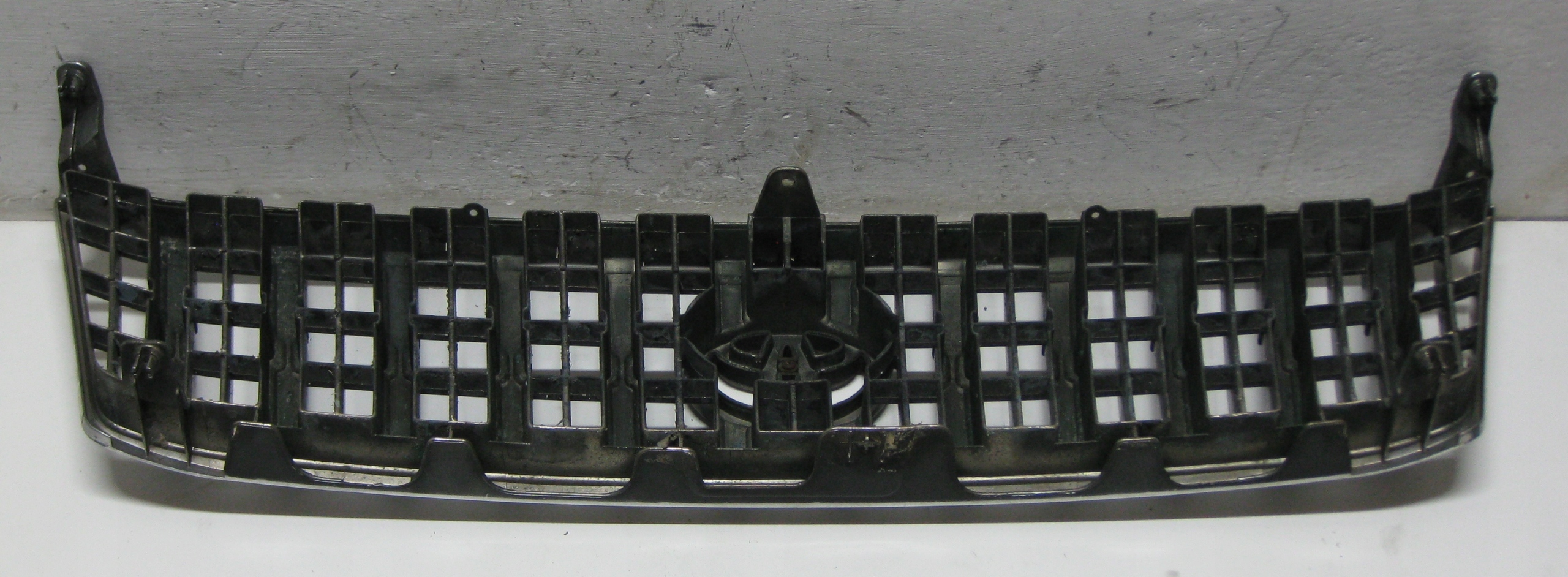 TOYOTA LAND CRUISER Grille 5310060080
